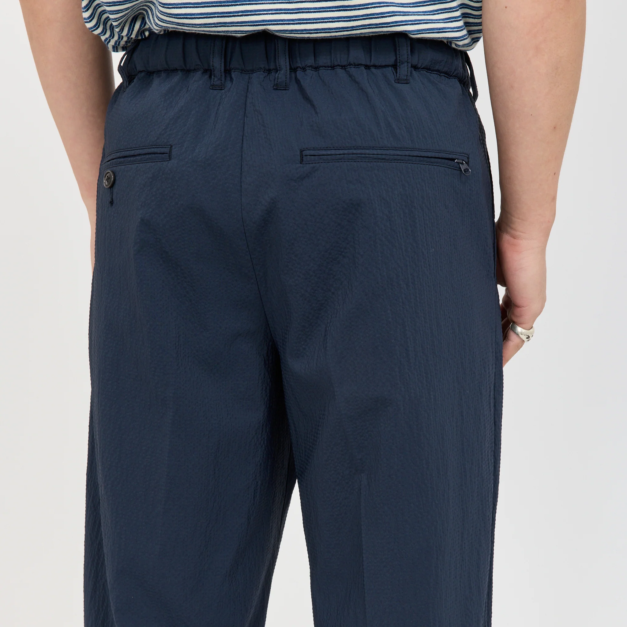 2 Pleats Anywhere Seersucker Navy - Image 6