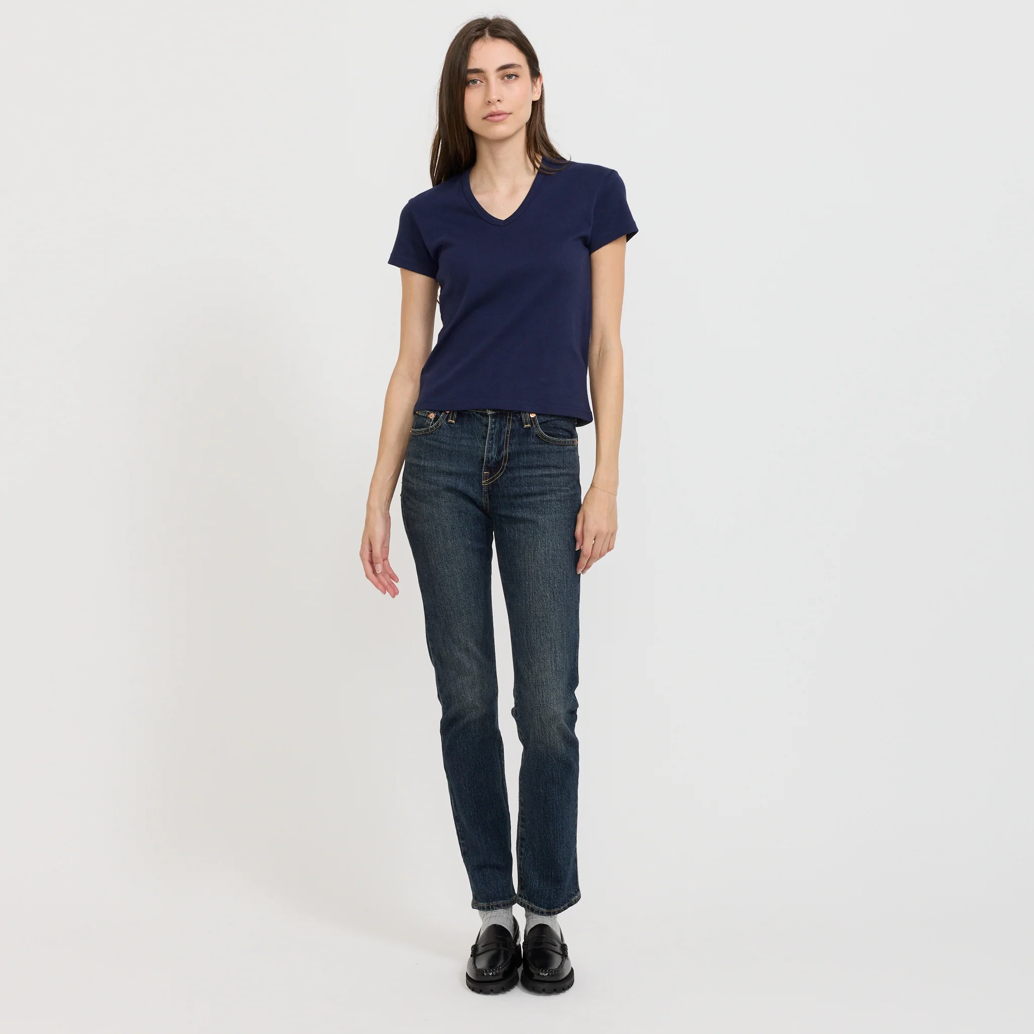 90s V-Neck T-Shirt Navy - Image 2