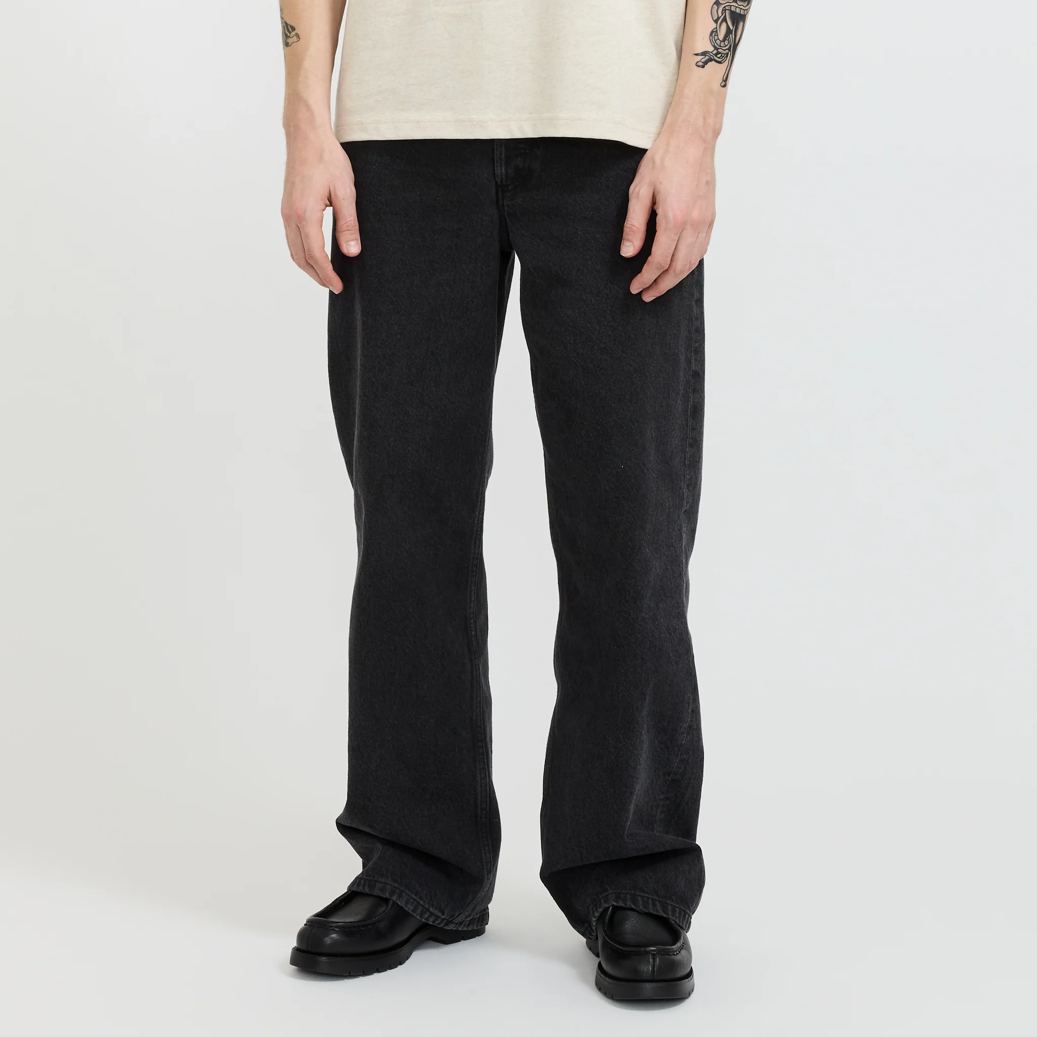 Aaron Jean Washed Black