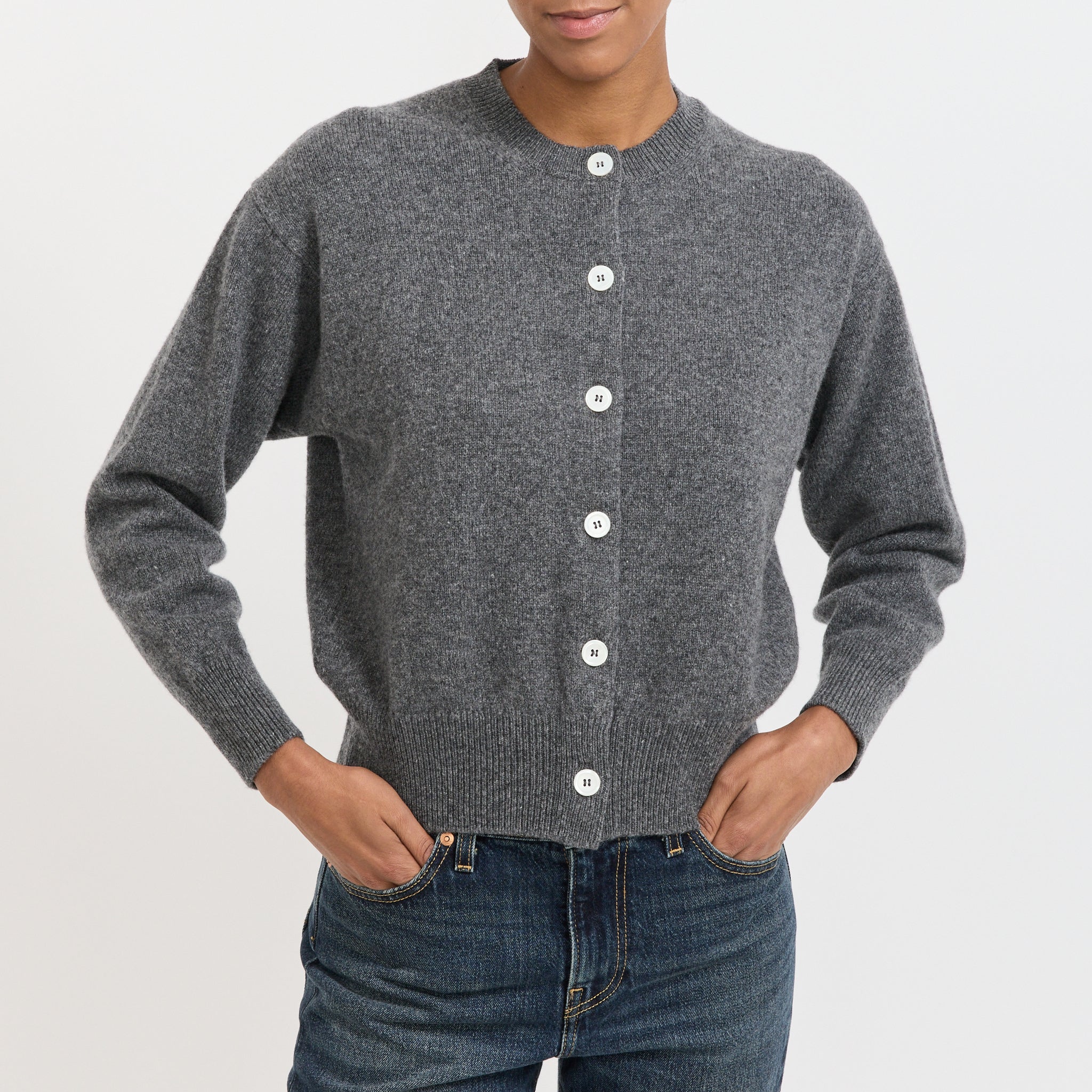 Ada Crewneck Cardigan Derby Grey - Image 5