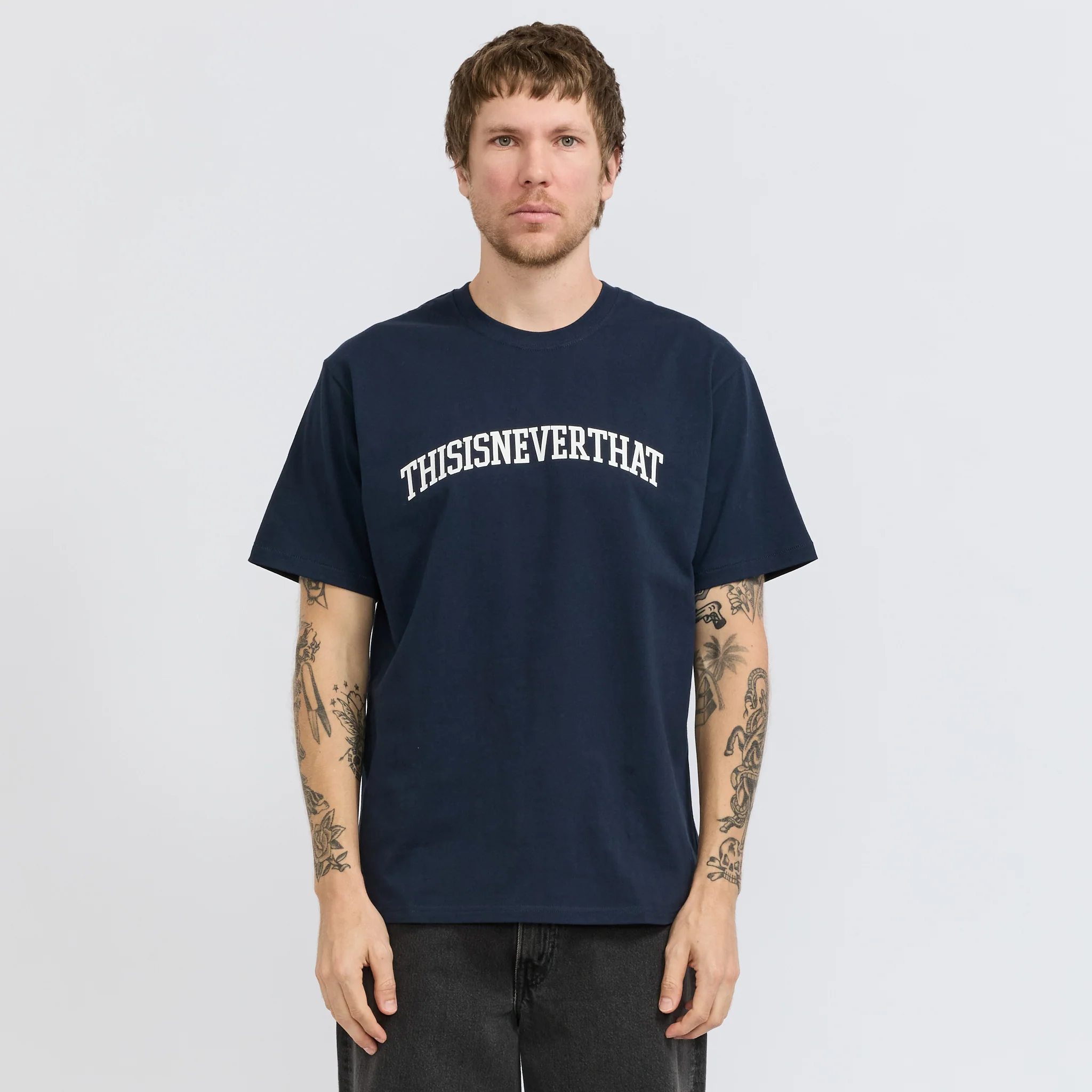 Arch-Logo Tee Navy - Image 6