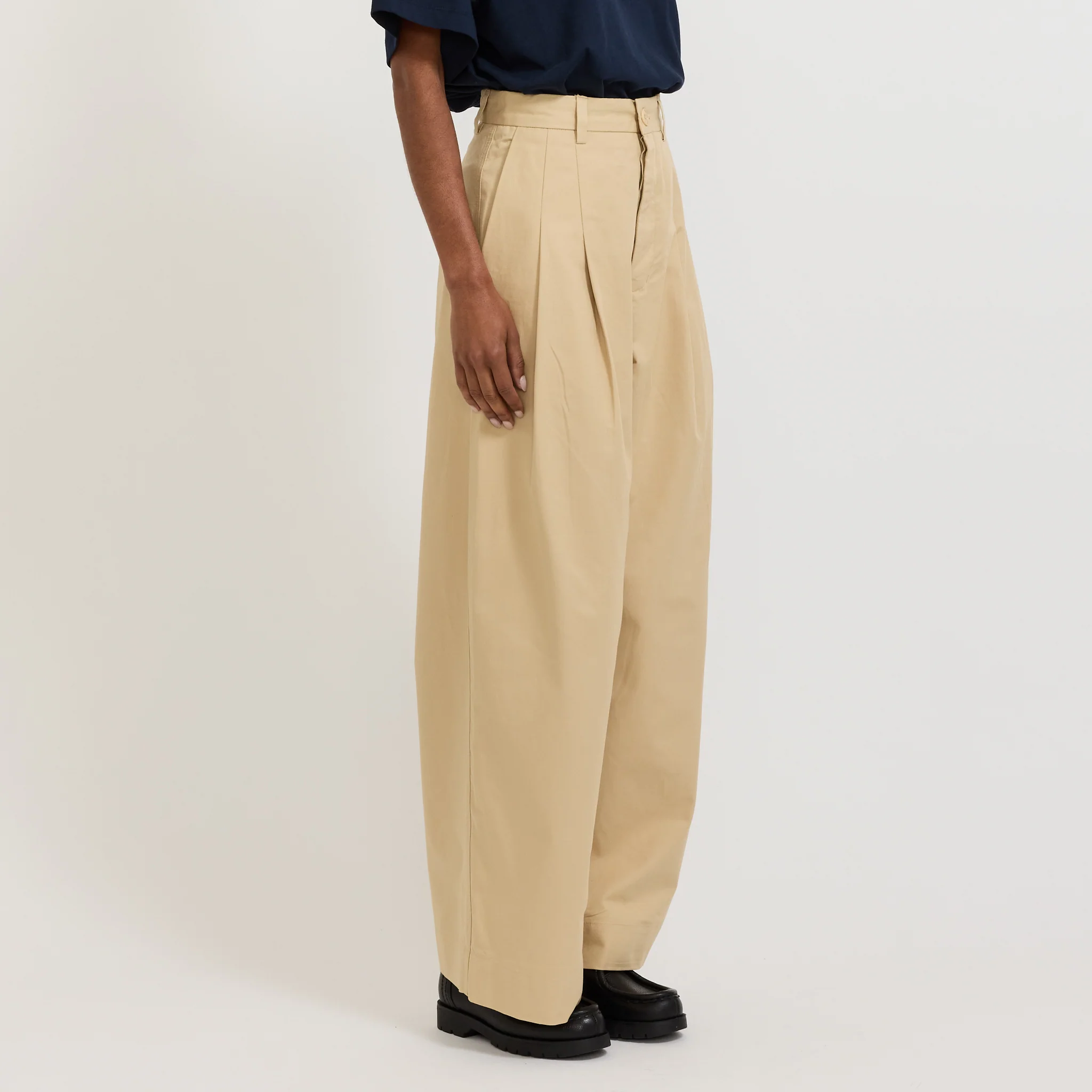 Arch Pant Dune - Image 3