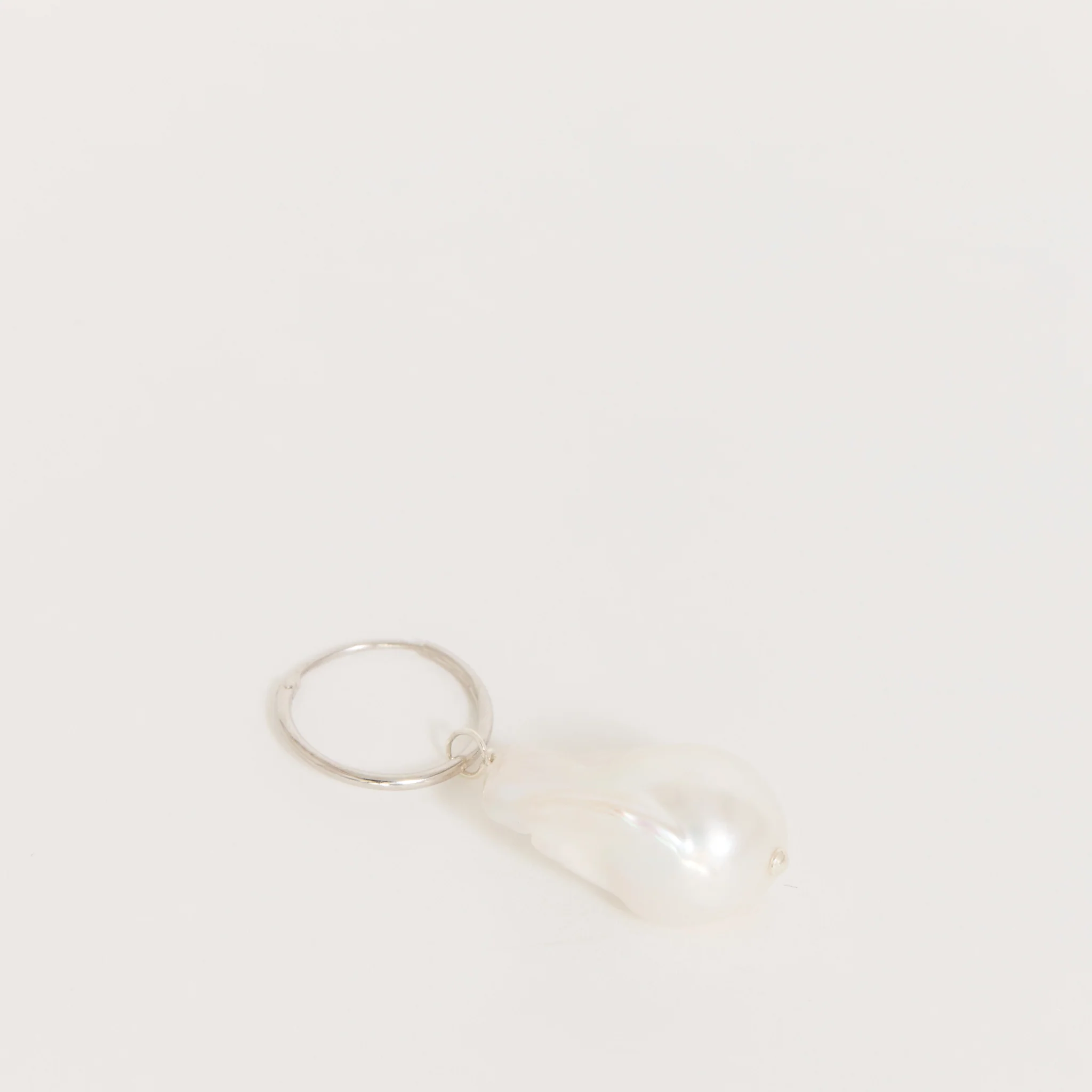 Baroque Drop Single Earring Silver