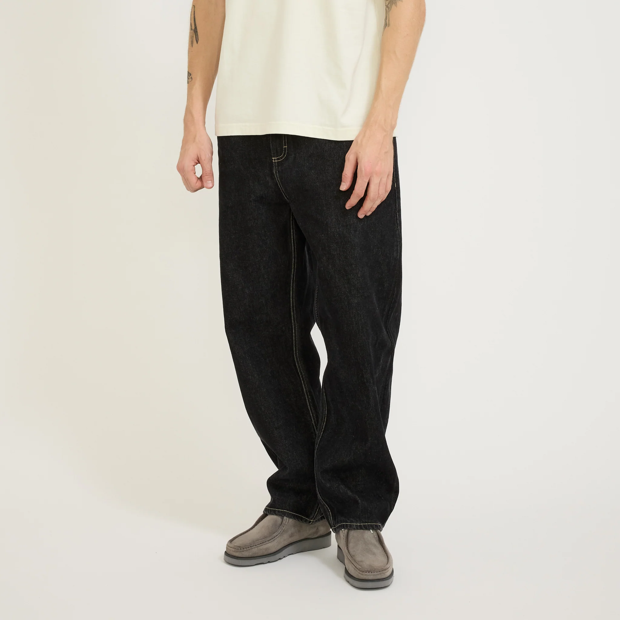 Barrel Leg Jean Black Washed Denim