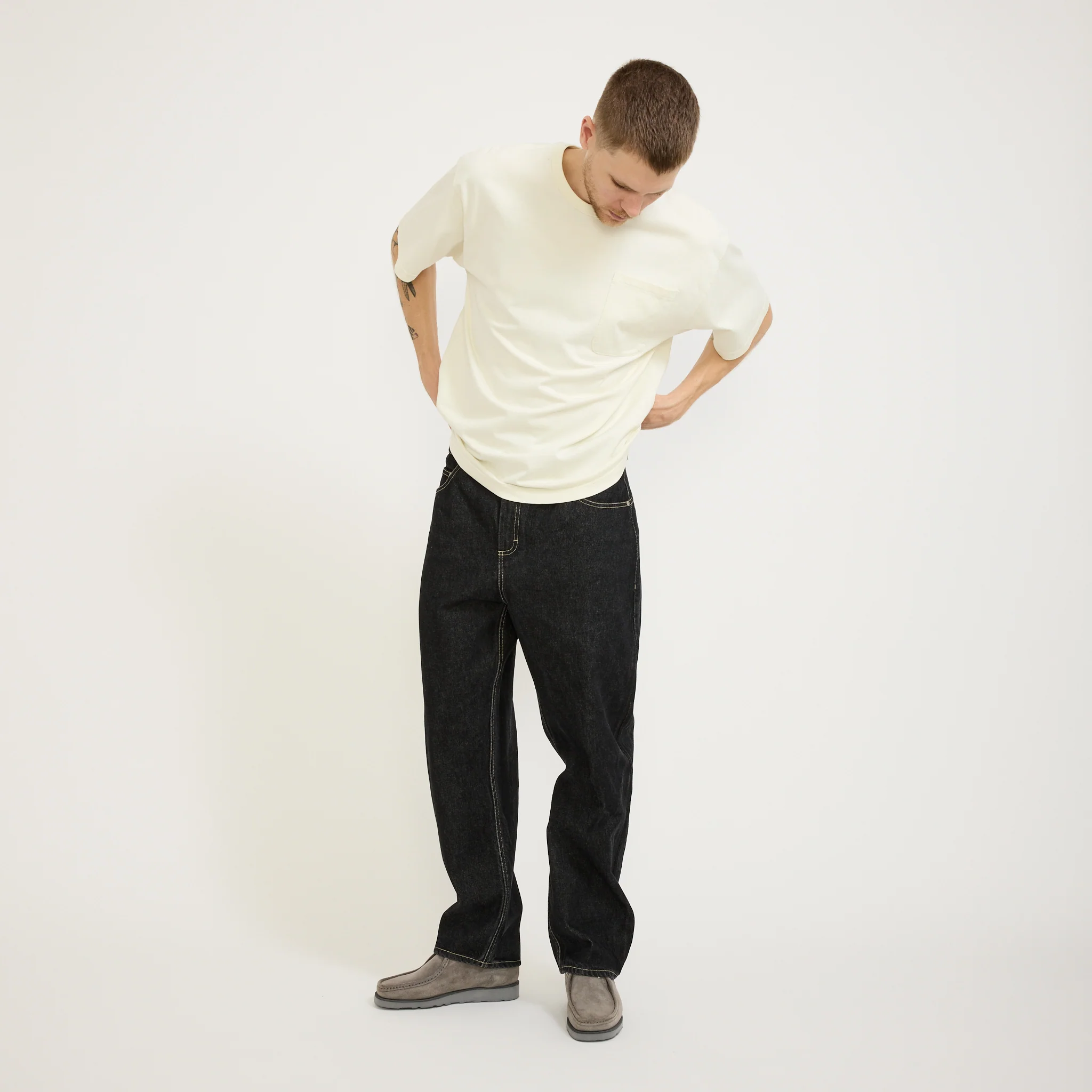 Barrel Leg Jean Black Washed Denim - Image 2