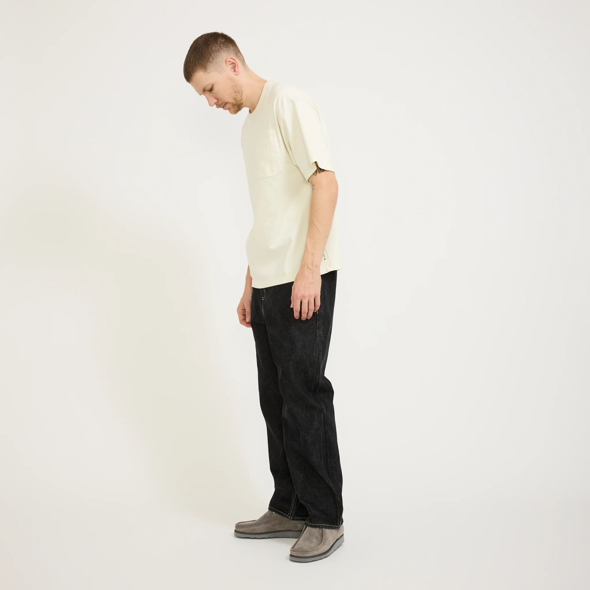Barrel Leg Jean Black Washed Denim - Image 7