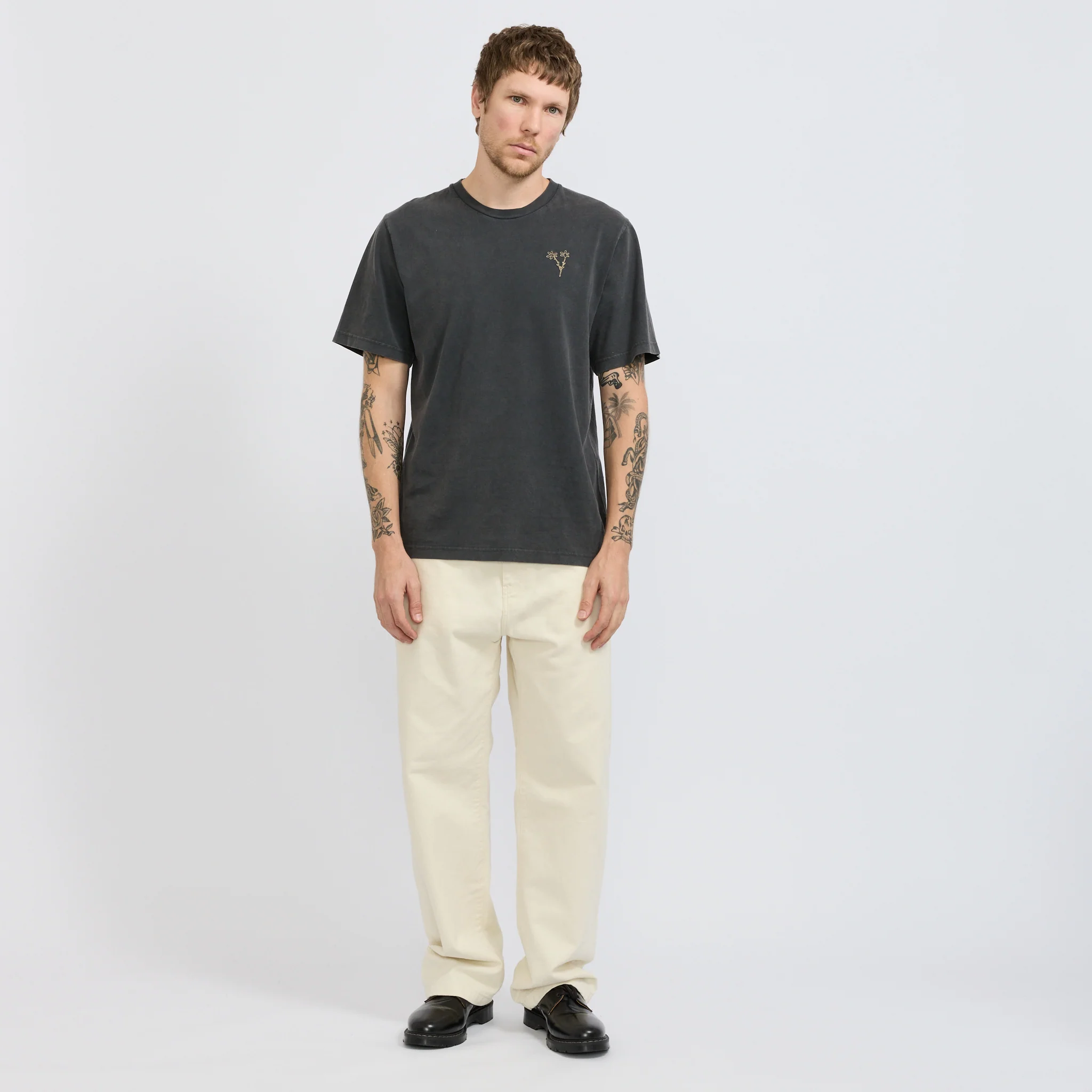Bouquet T-Shirt Washed Black - Image 2