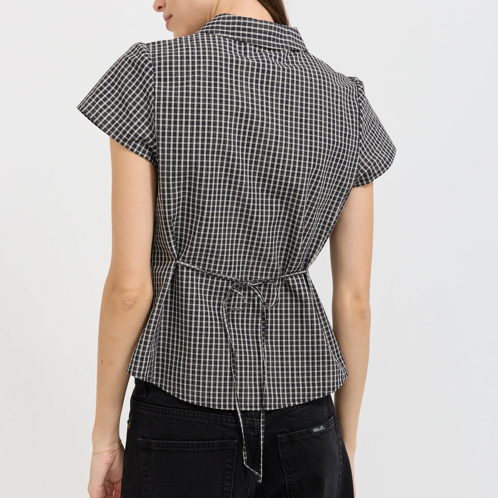 Cap Sleeve Slim Shirt Black Check - Image 6