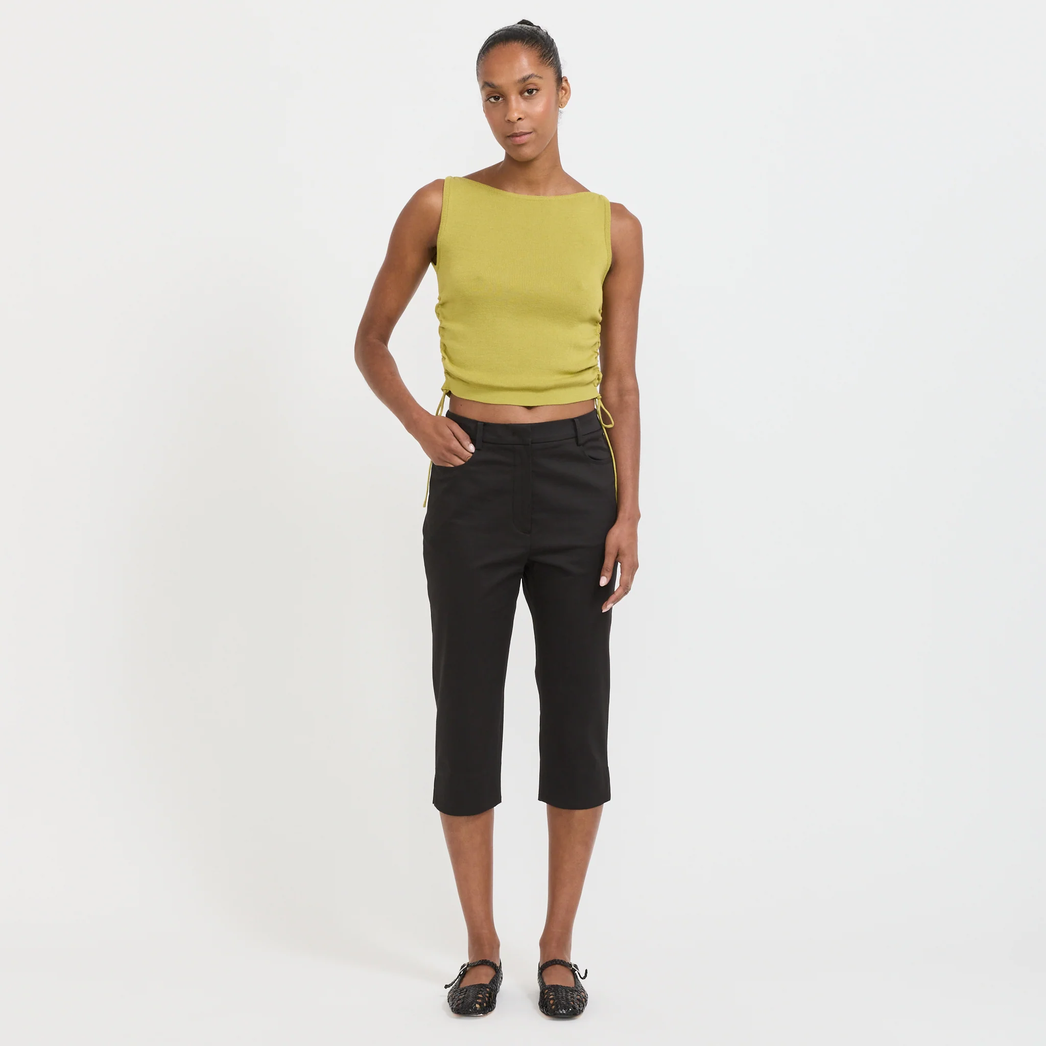 Capri Pants Black - Image 2