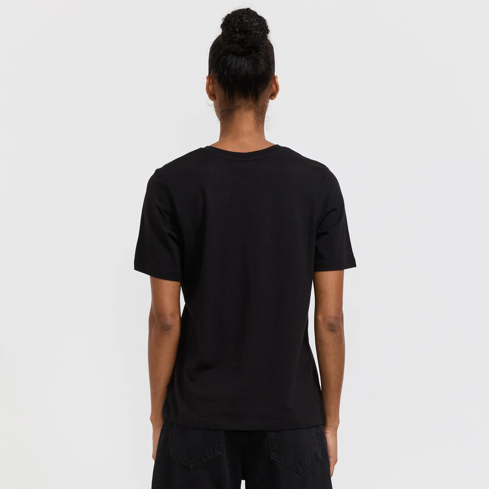 Classic Tee Black - Image 4