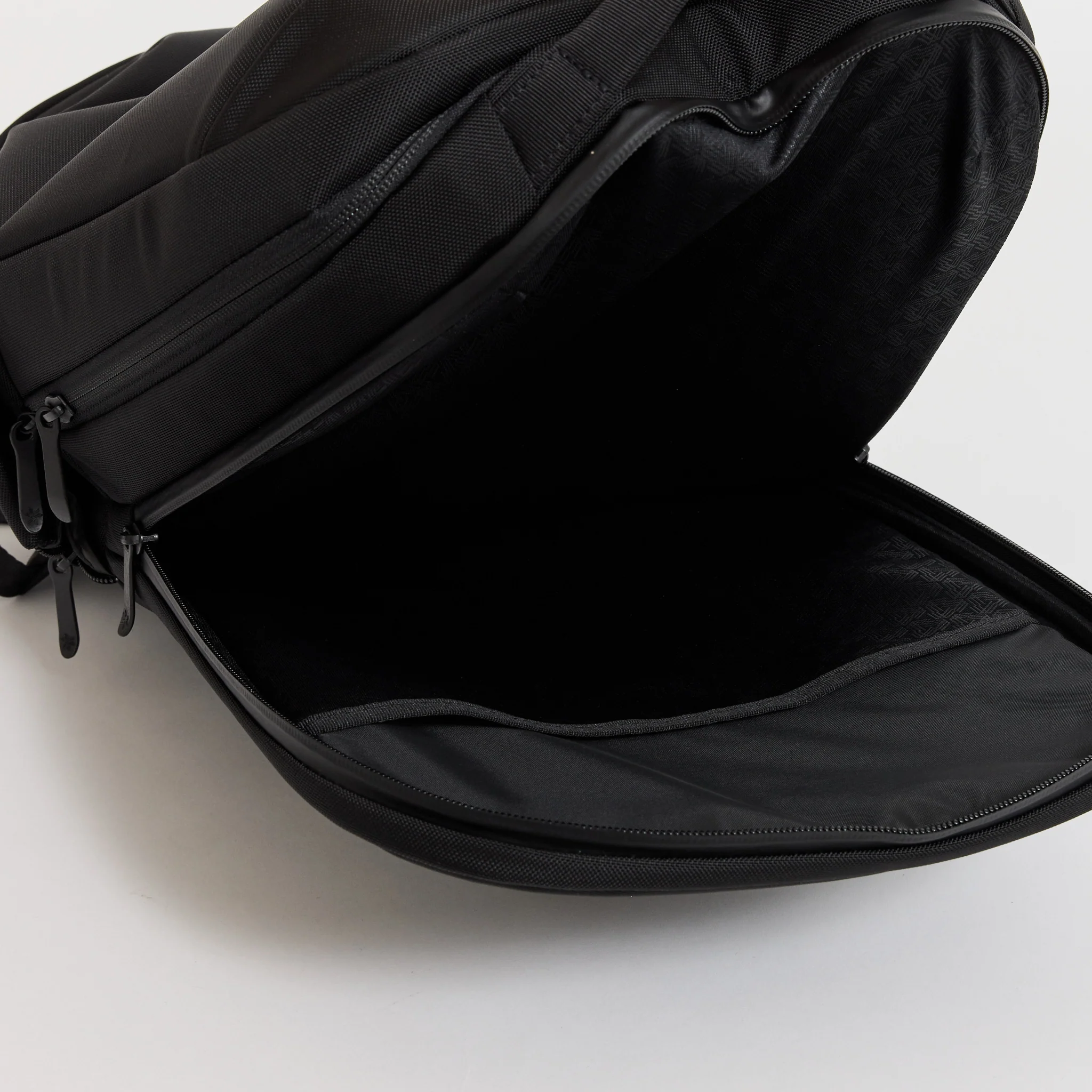 Day Pack Black - Image 4