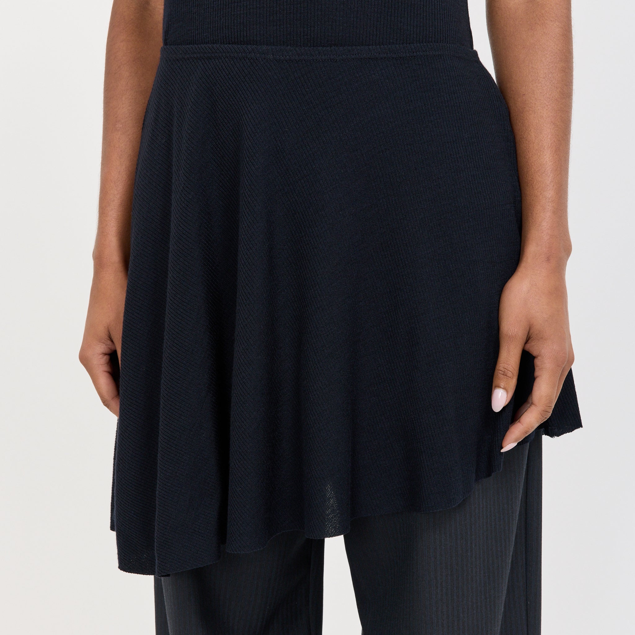 Dissolve Wool Skirt Ink - Image 5