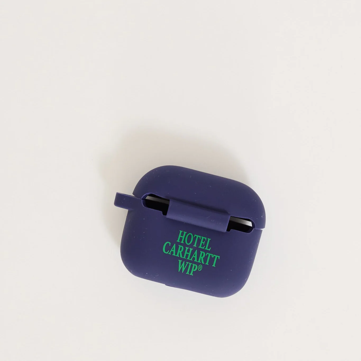Do Not Disturb AirPods Case Aura/Aspen Green AP3 - Image 2