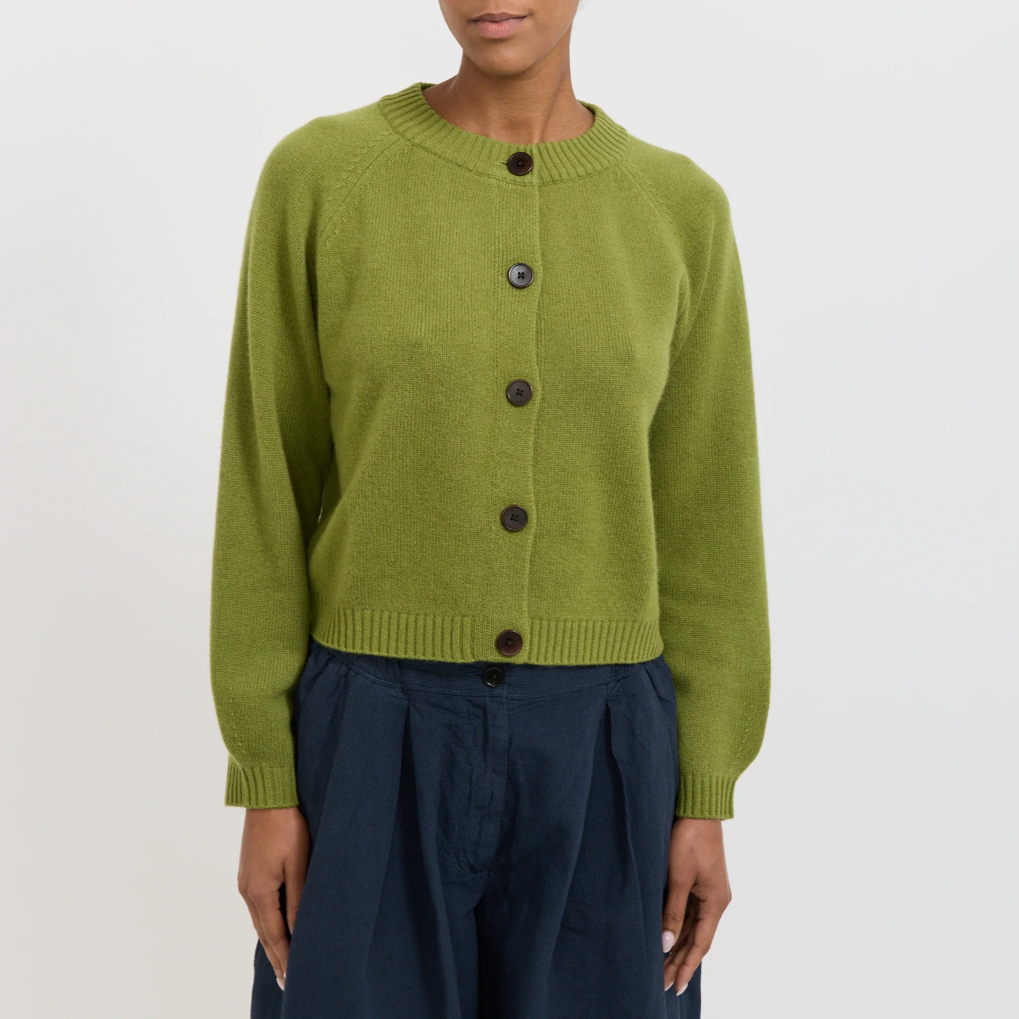 Eden Wool Cashmere Raglan Cardigan Soft Green - Image 5