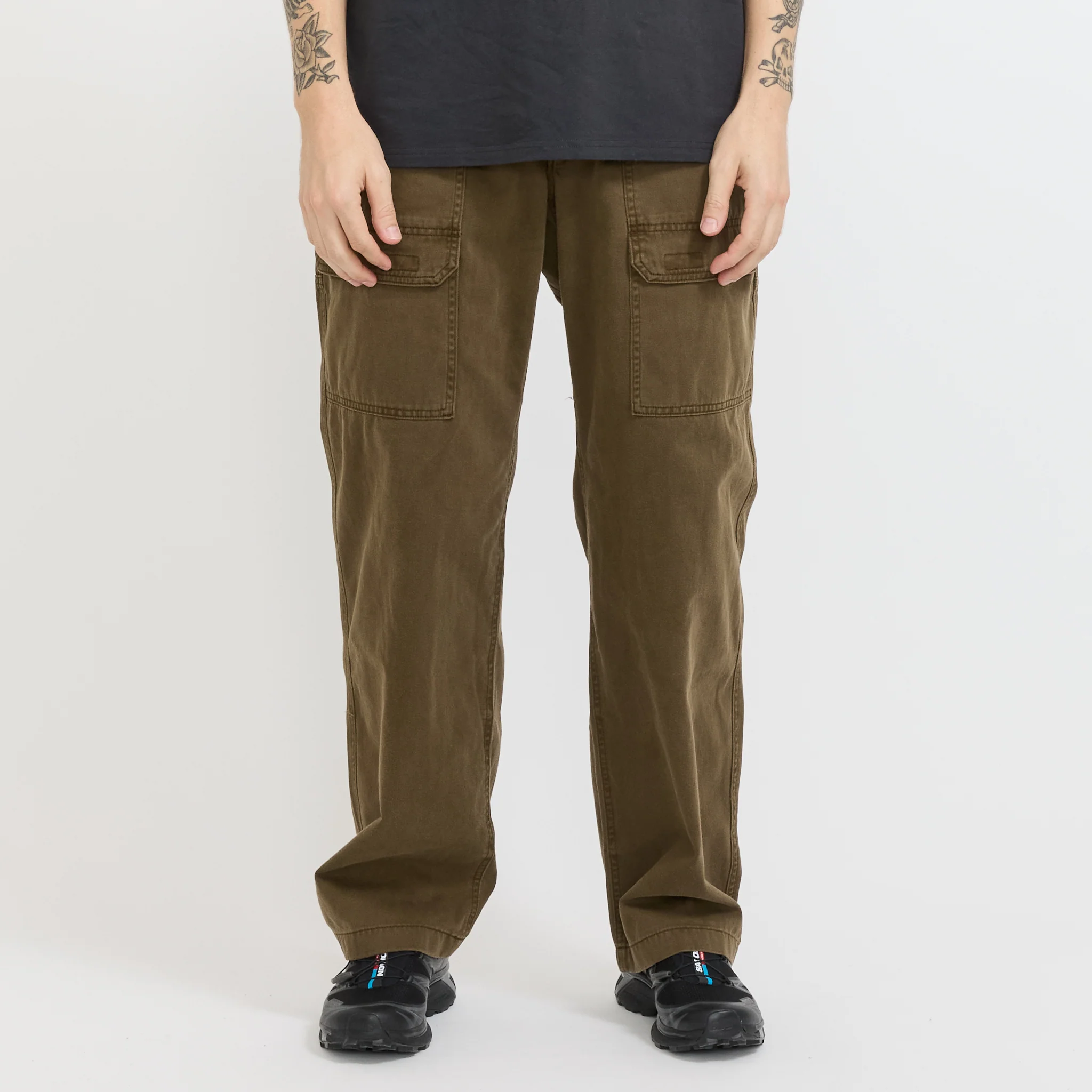 EQT Pant Bark Pigment - Image 9