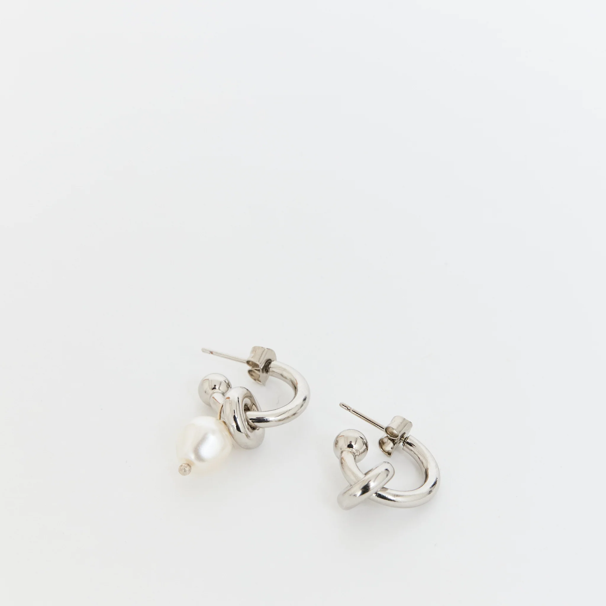 Ethan Pearl Earrings