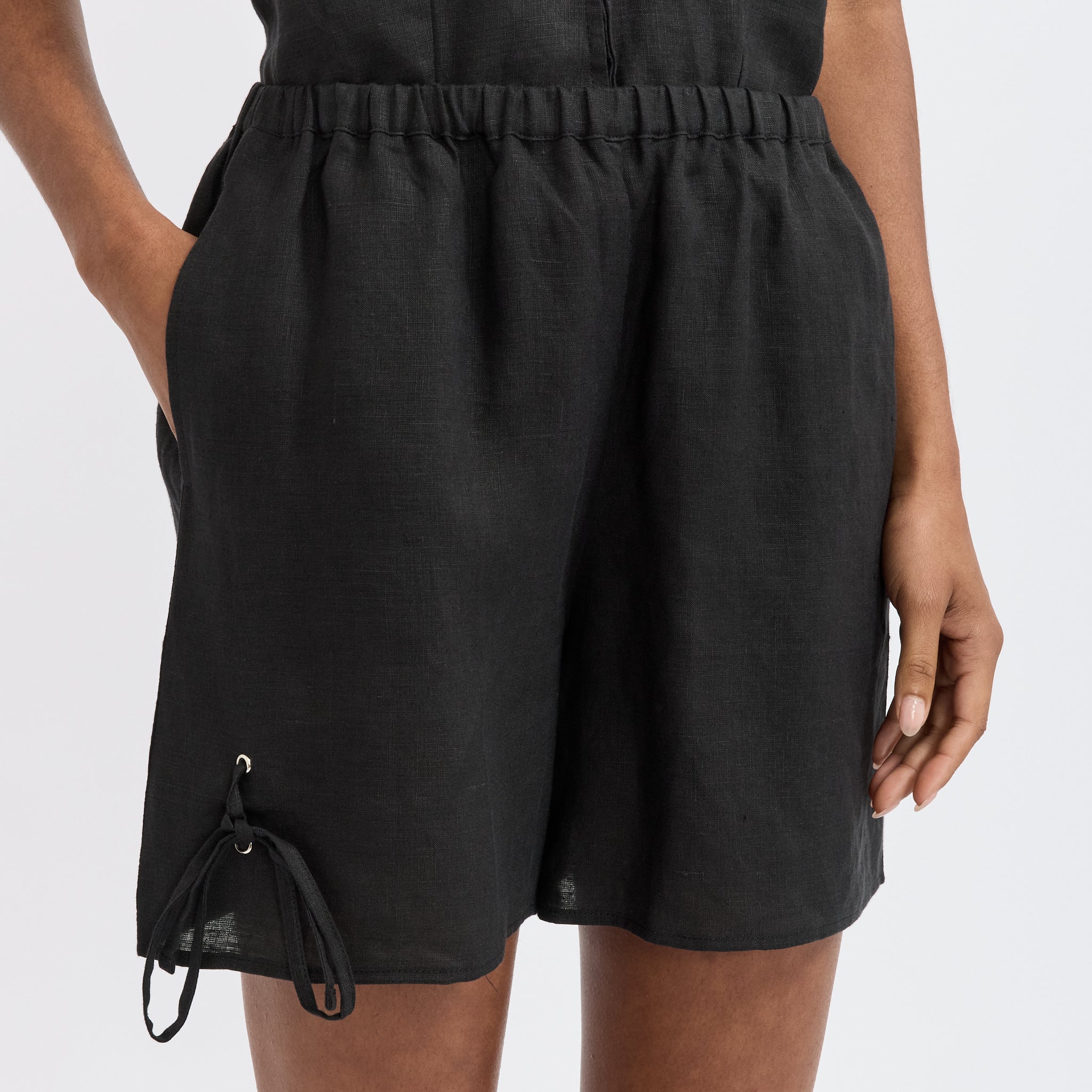 Eyelet Short Black - Image 5