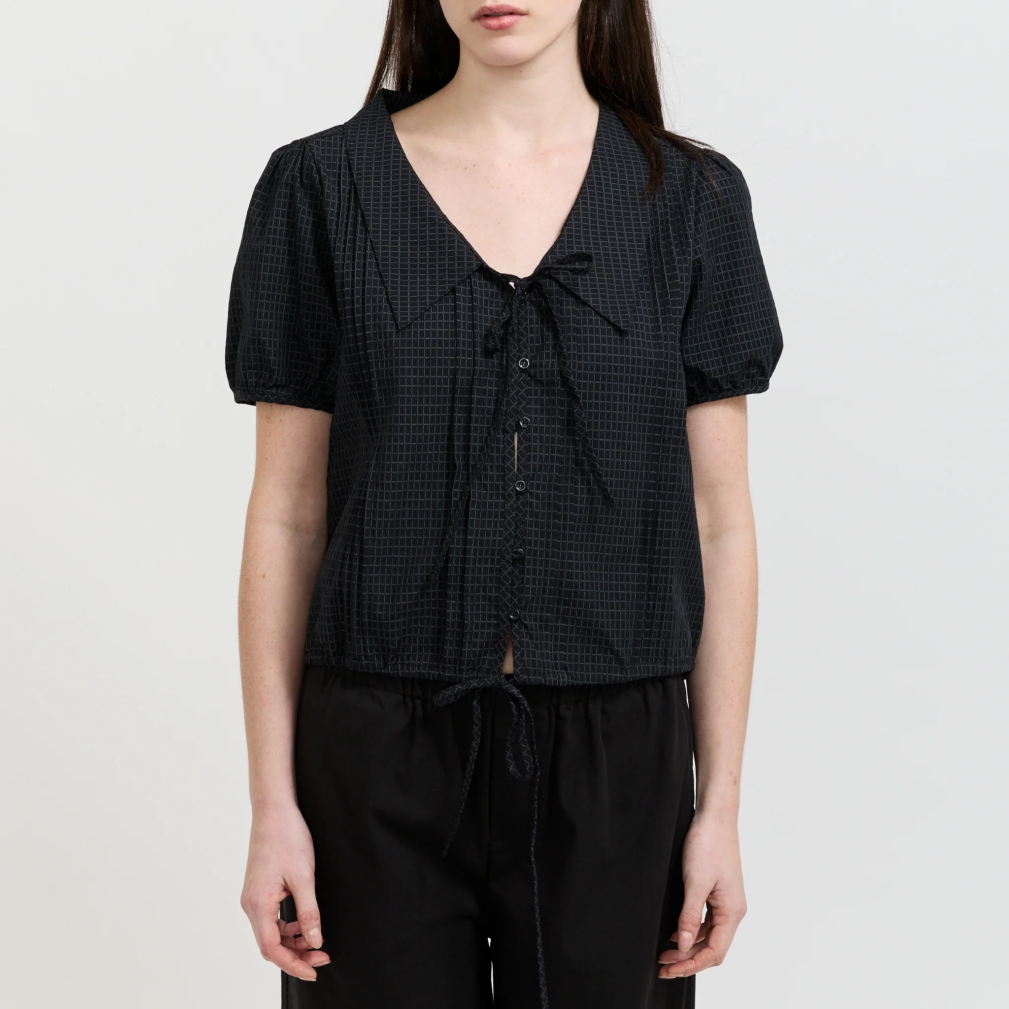 Fine Collar Top Mono Grid - Image 5