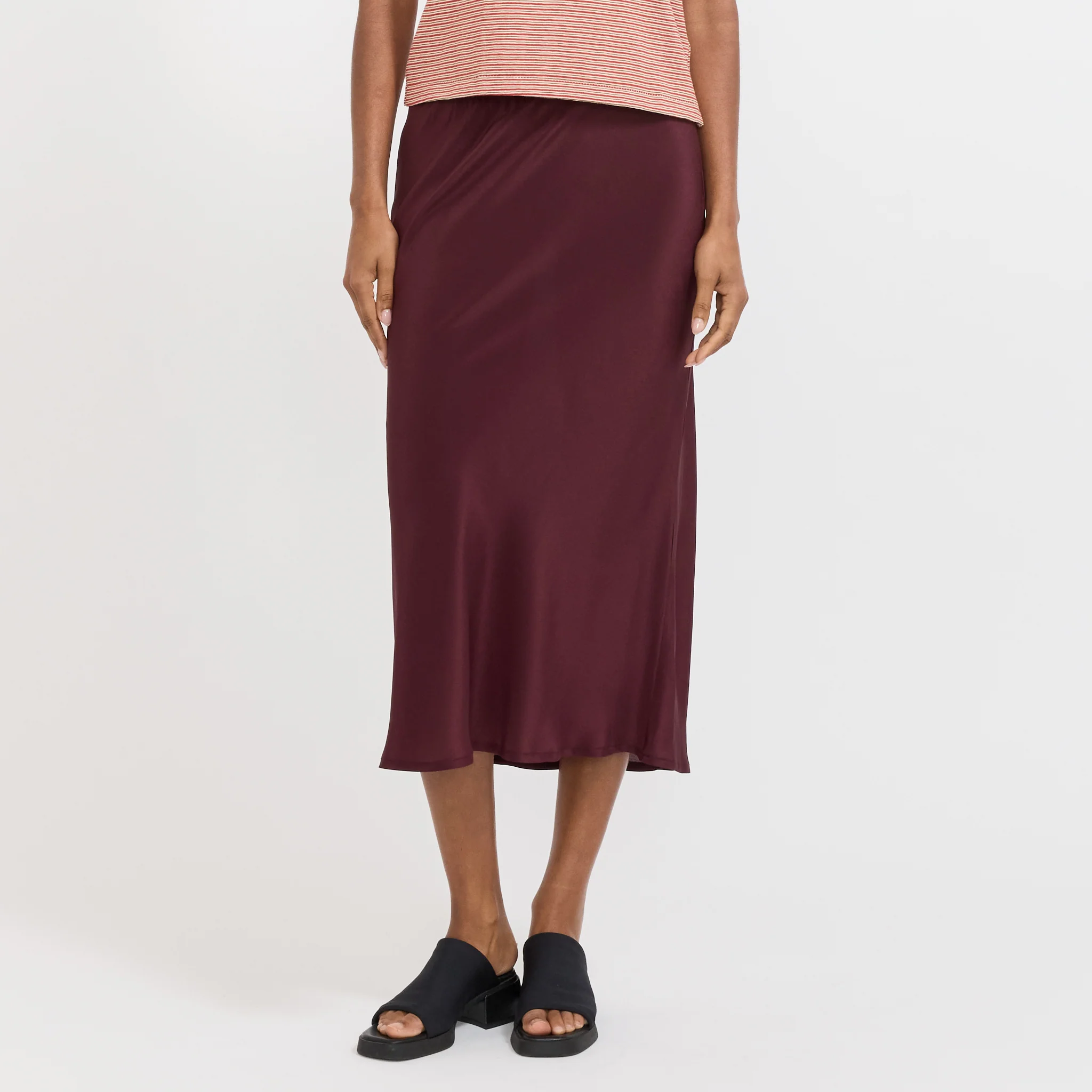 Fine Silk Crepe Slip Skirt Burgundy