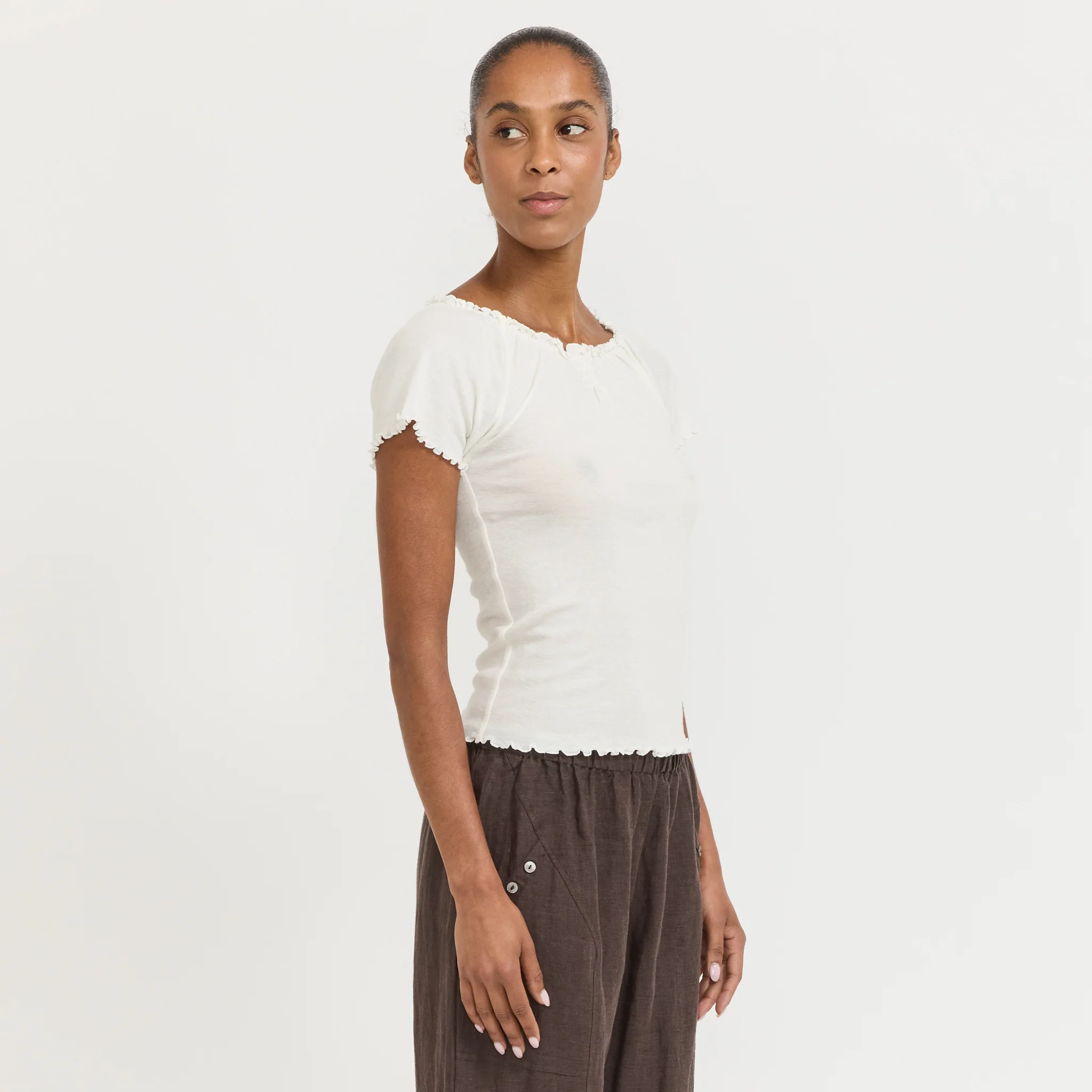 Flounce Tee Cream - Image 3