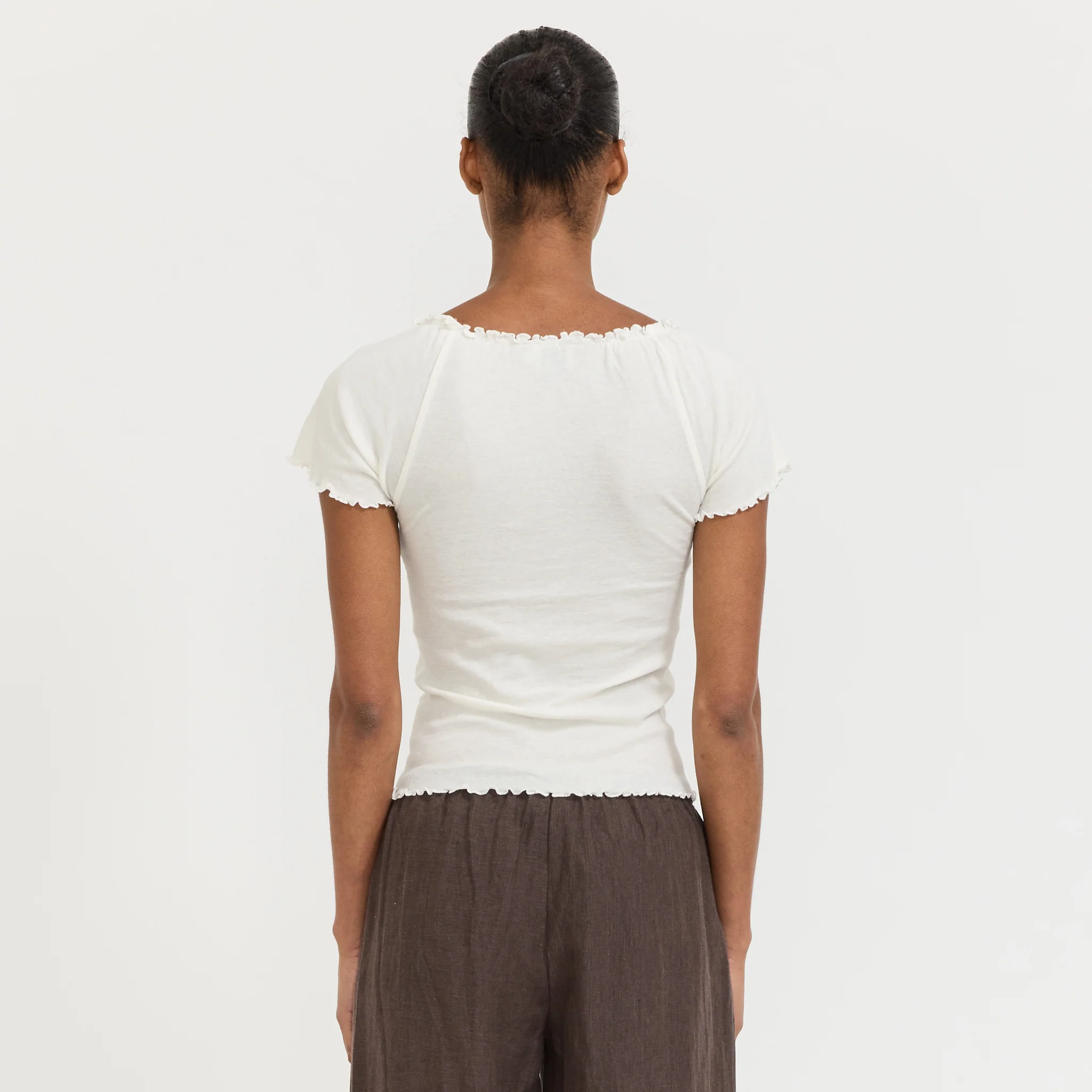 Flounce Tee Cream - Image 4