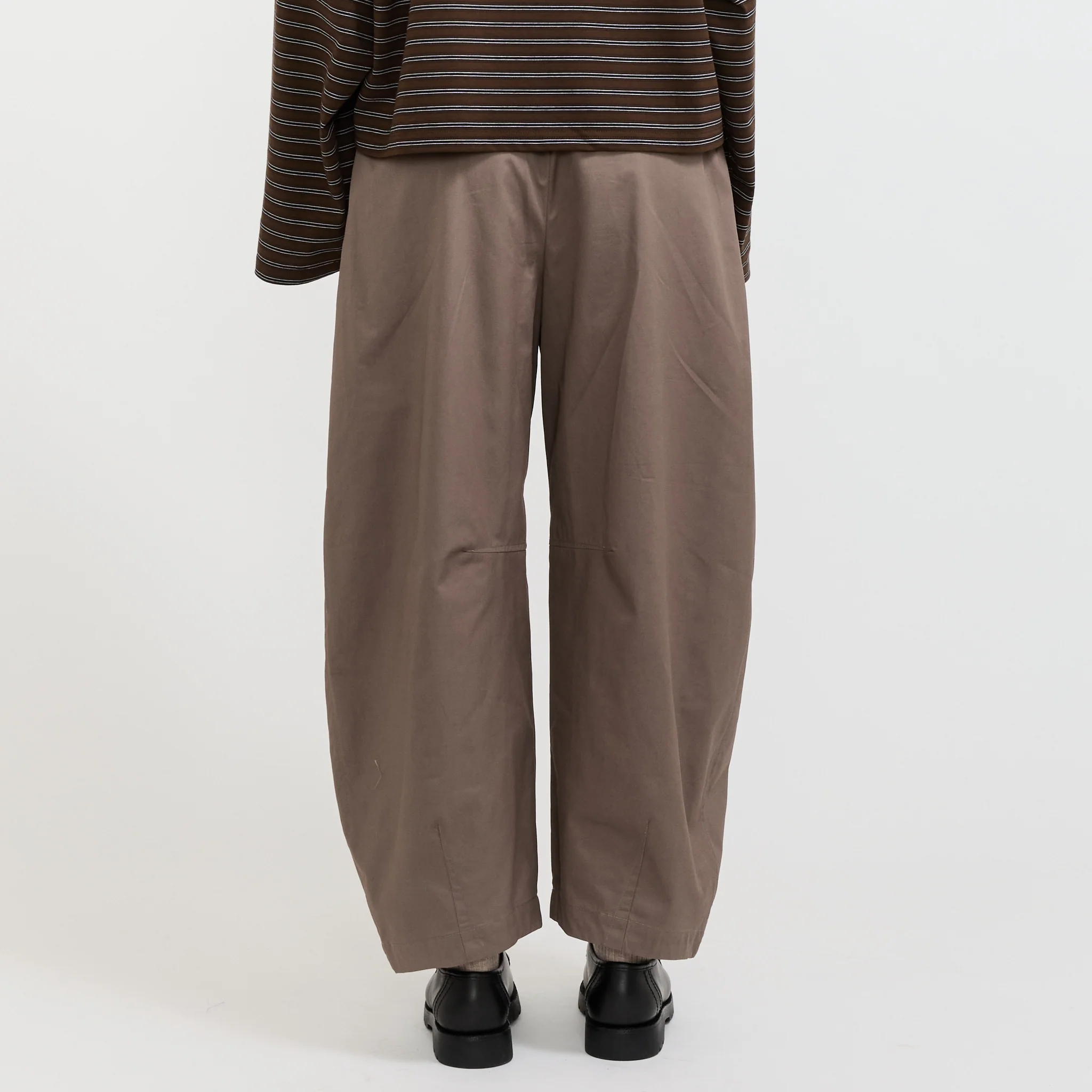 Freda Pants Taupe - Image 4