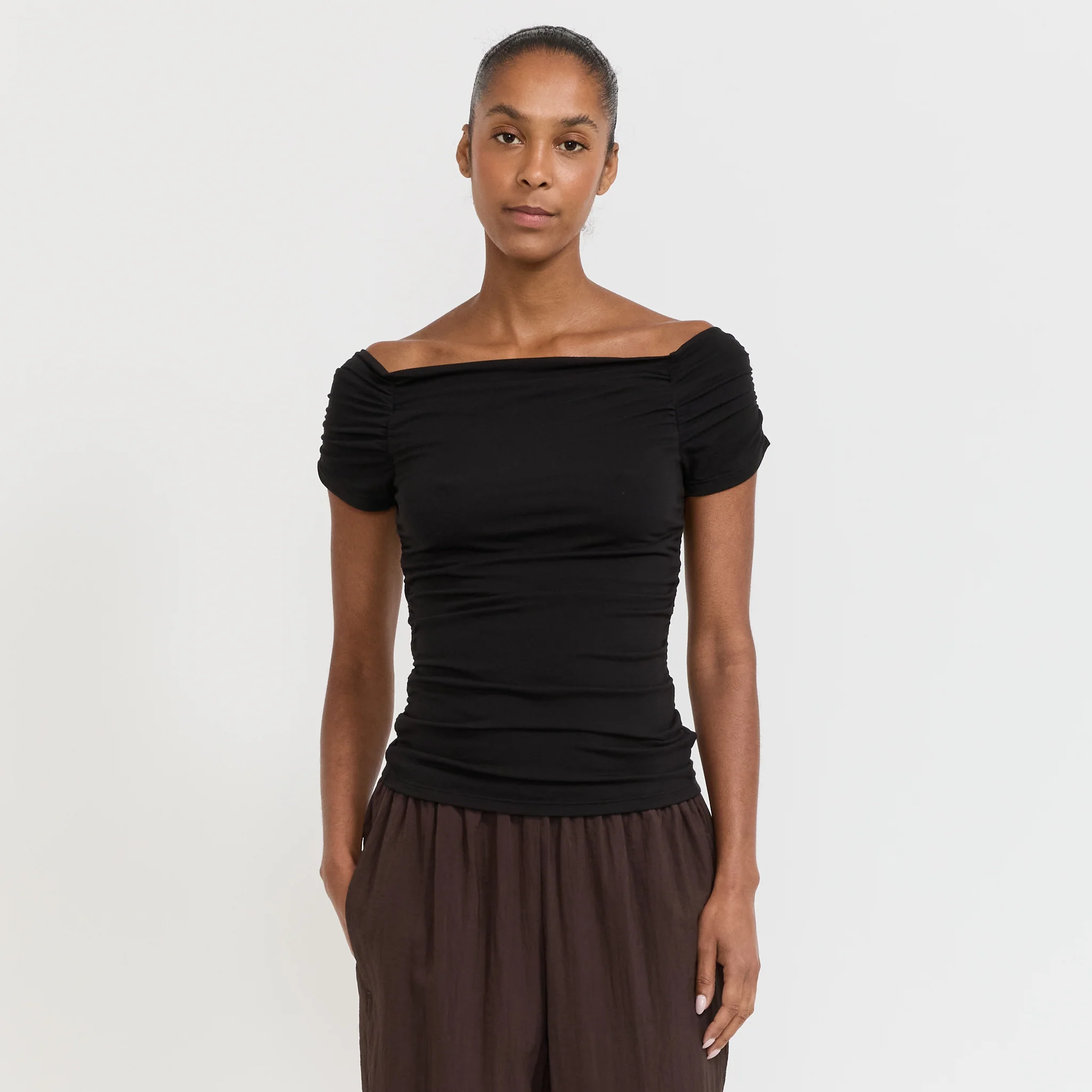 Halle Top Black