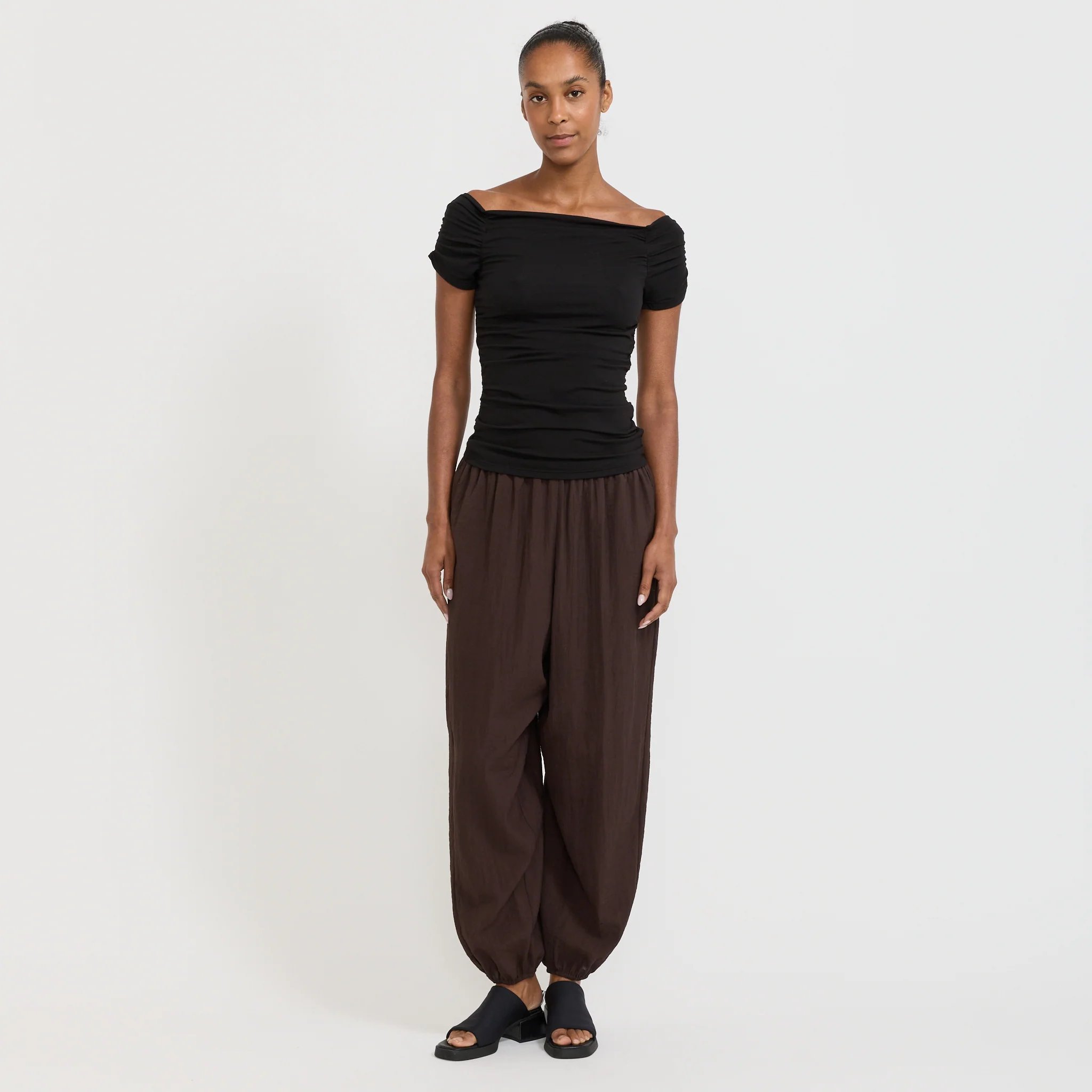 Halle Top Black - Image 2