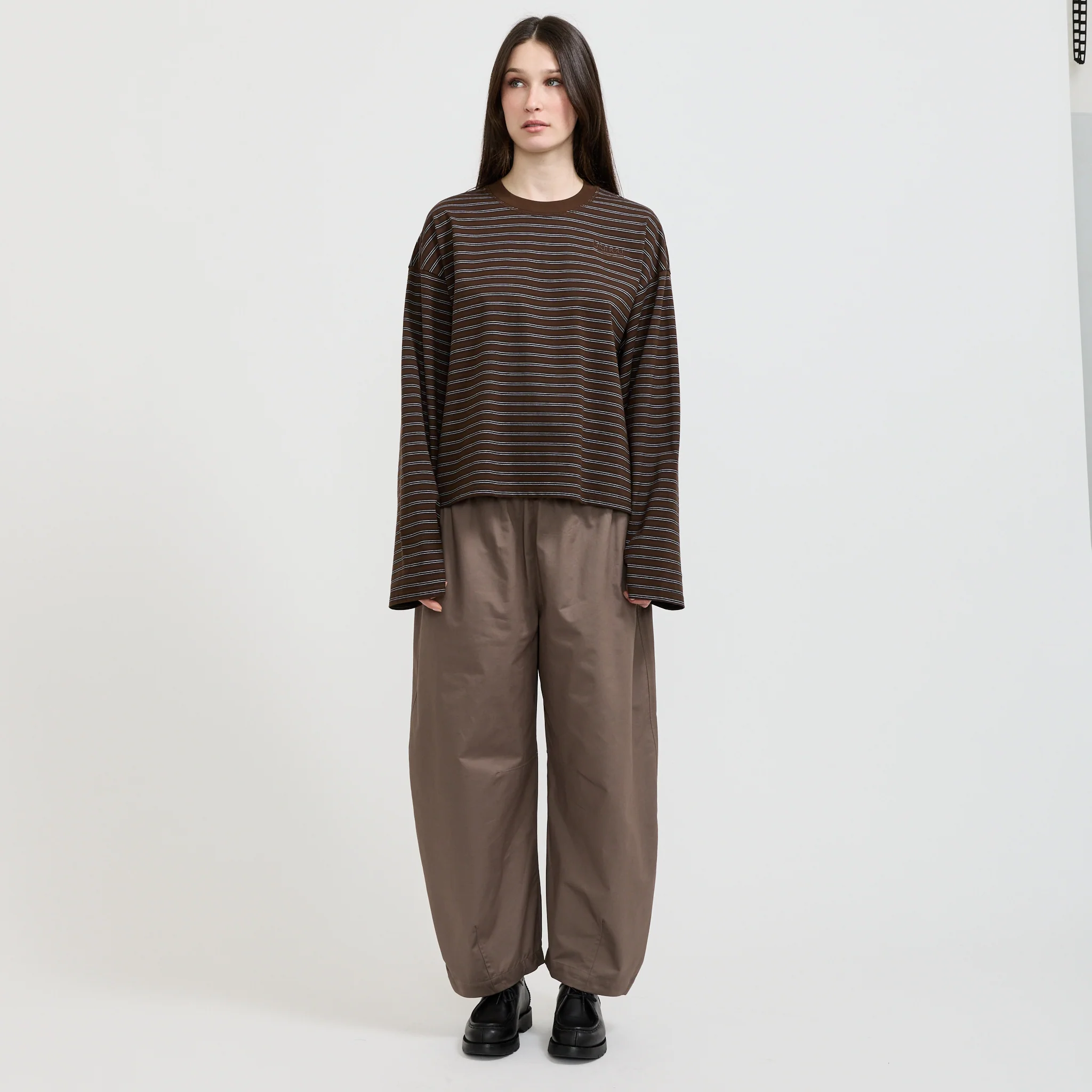 Hana Tee Brown - Image 2