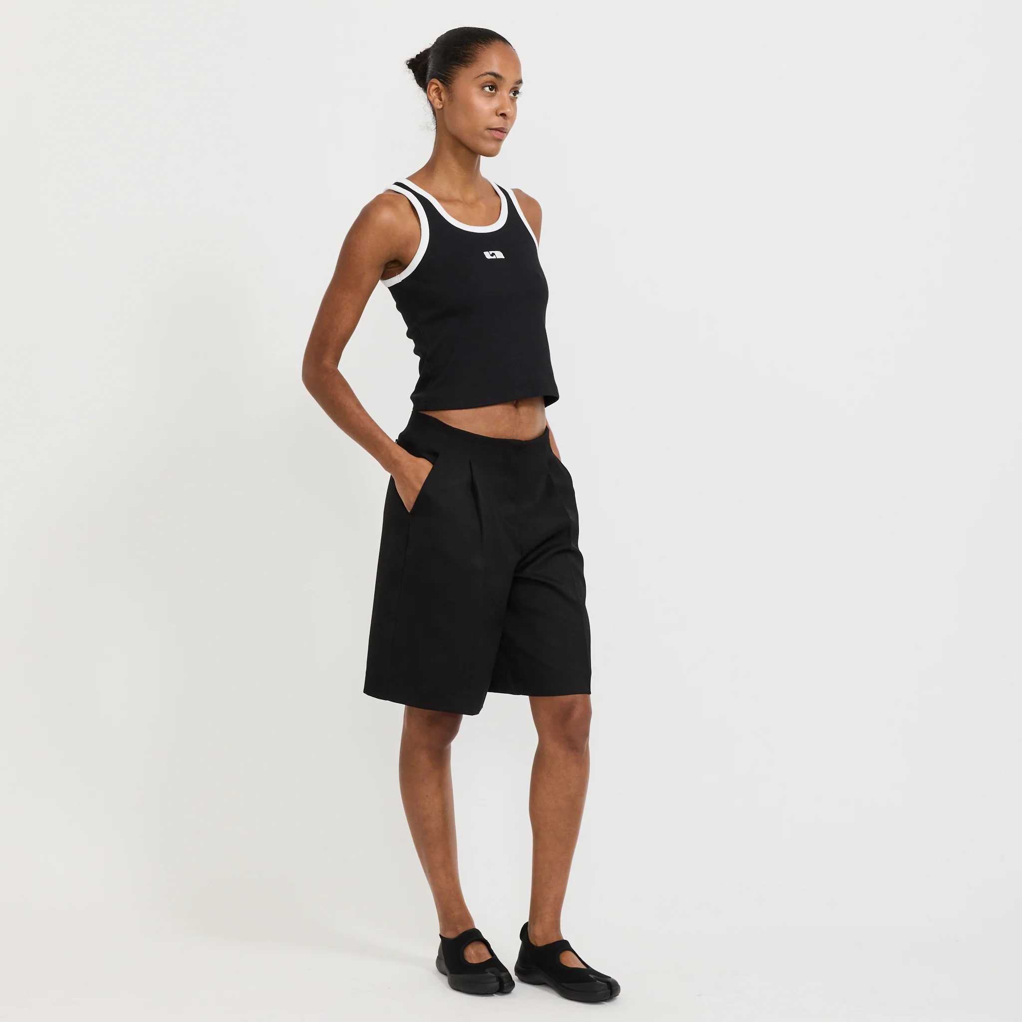 Kelsi Tank Top Black - Image 2