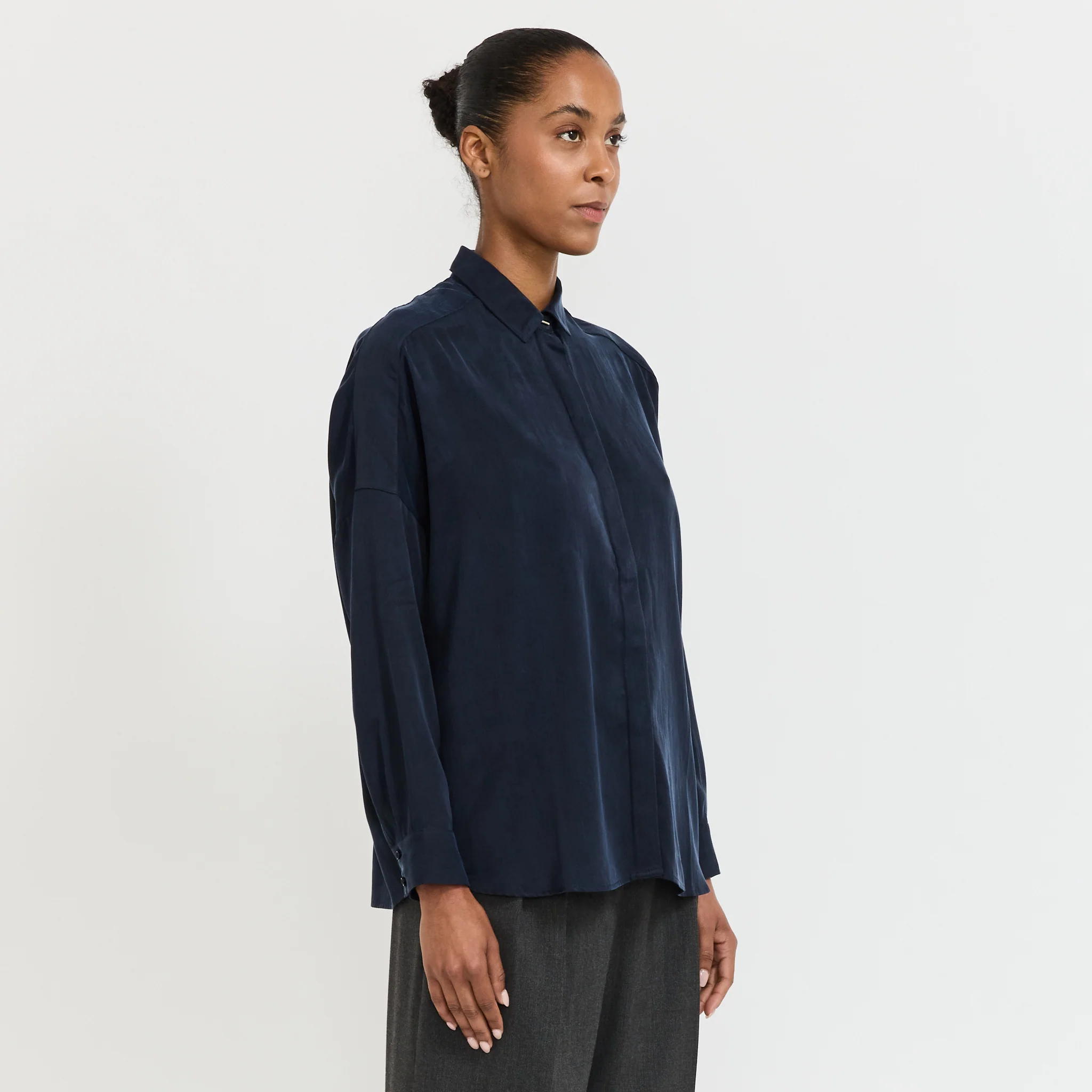 Lady D Shirt Navy - Image 4