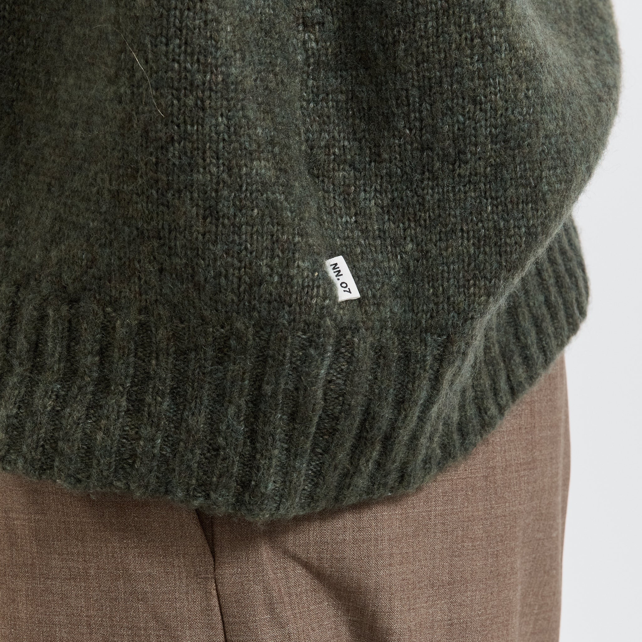 Lee Merino Blend Cardigan Capers - Image 6