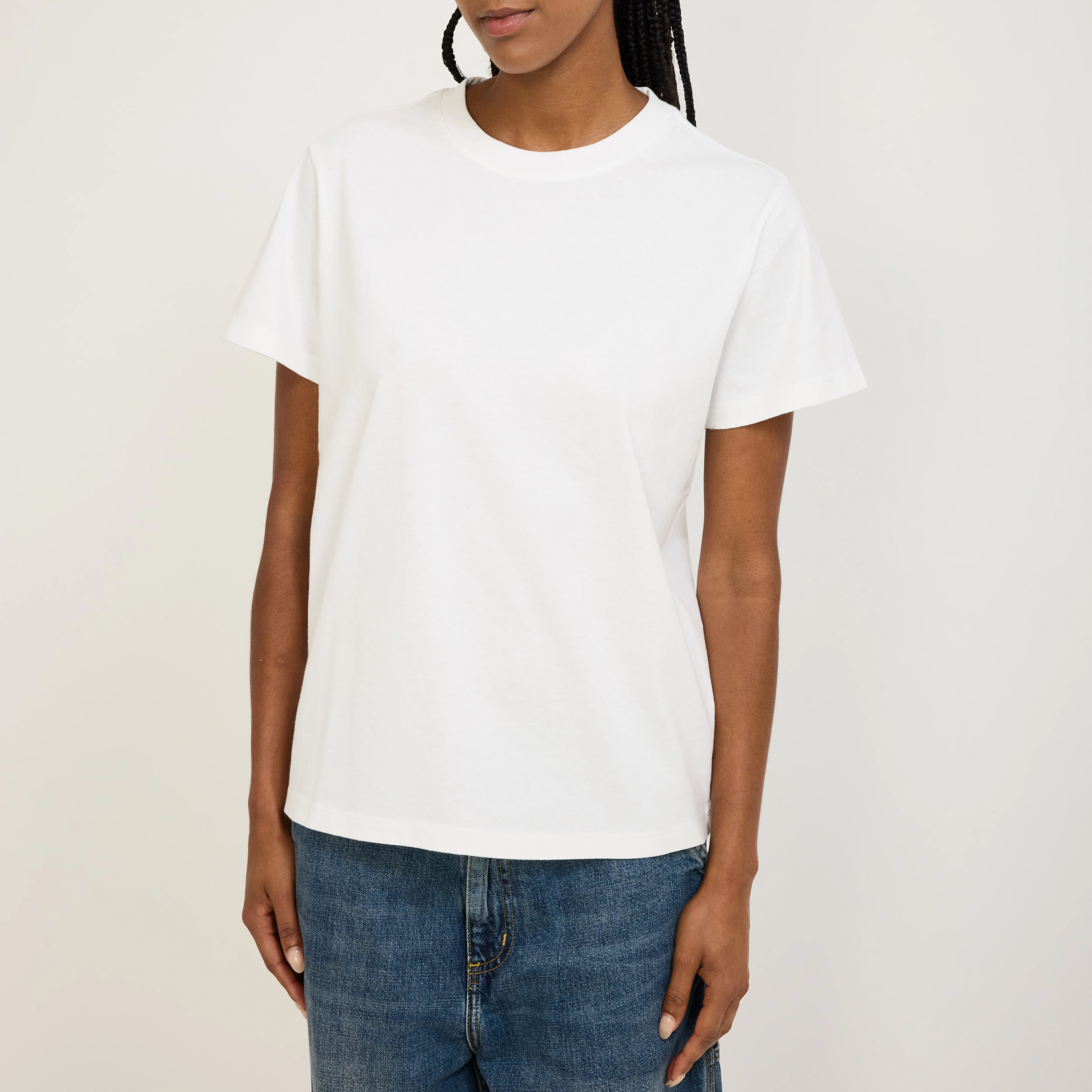 Lou Tee White - Image 5