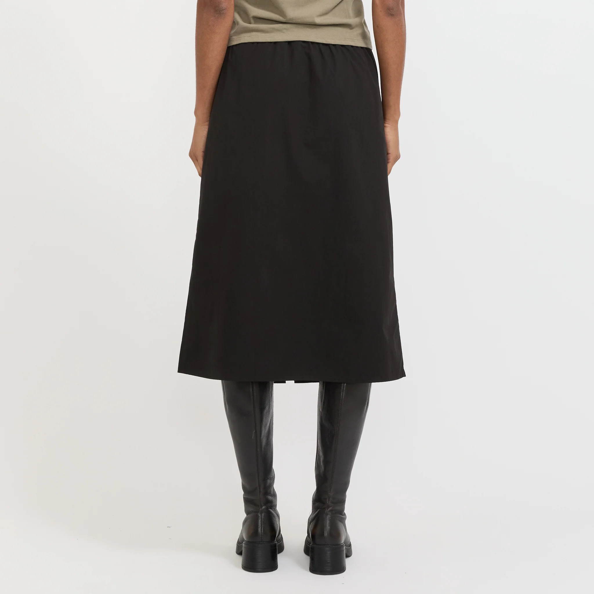 Overlap Skirt Black - Image 4
