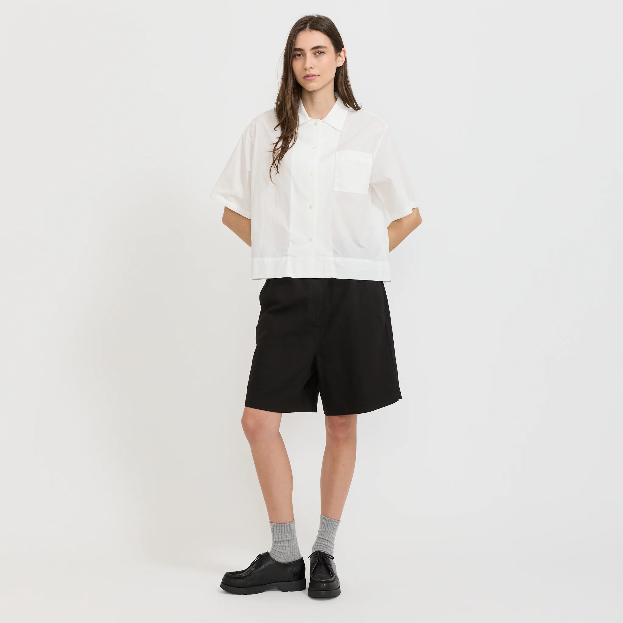 Pale Linen Banding Shorts Black - Image 2