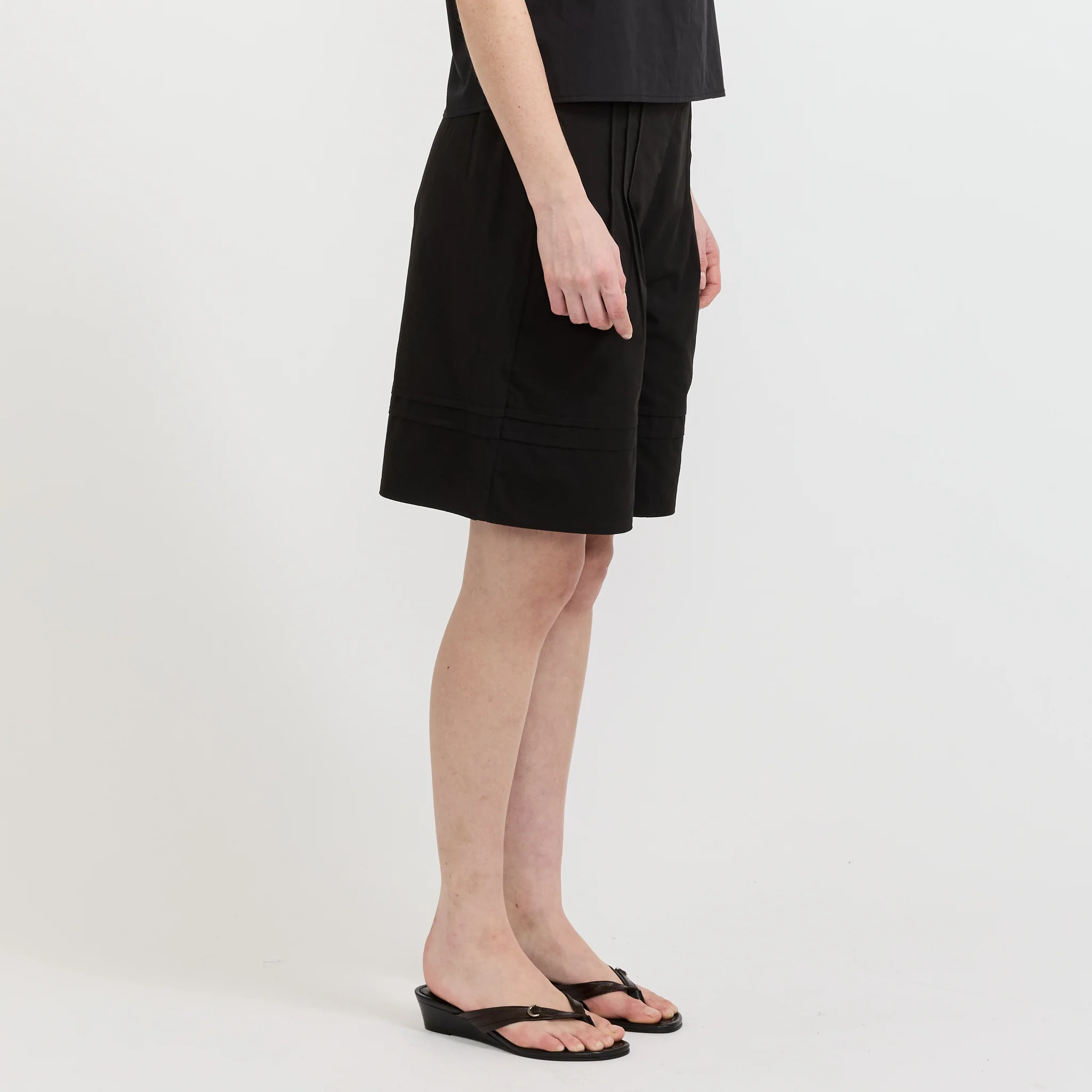 Pintuck Short Black - Image 4