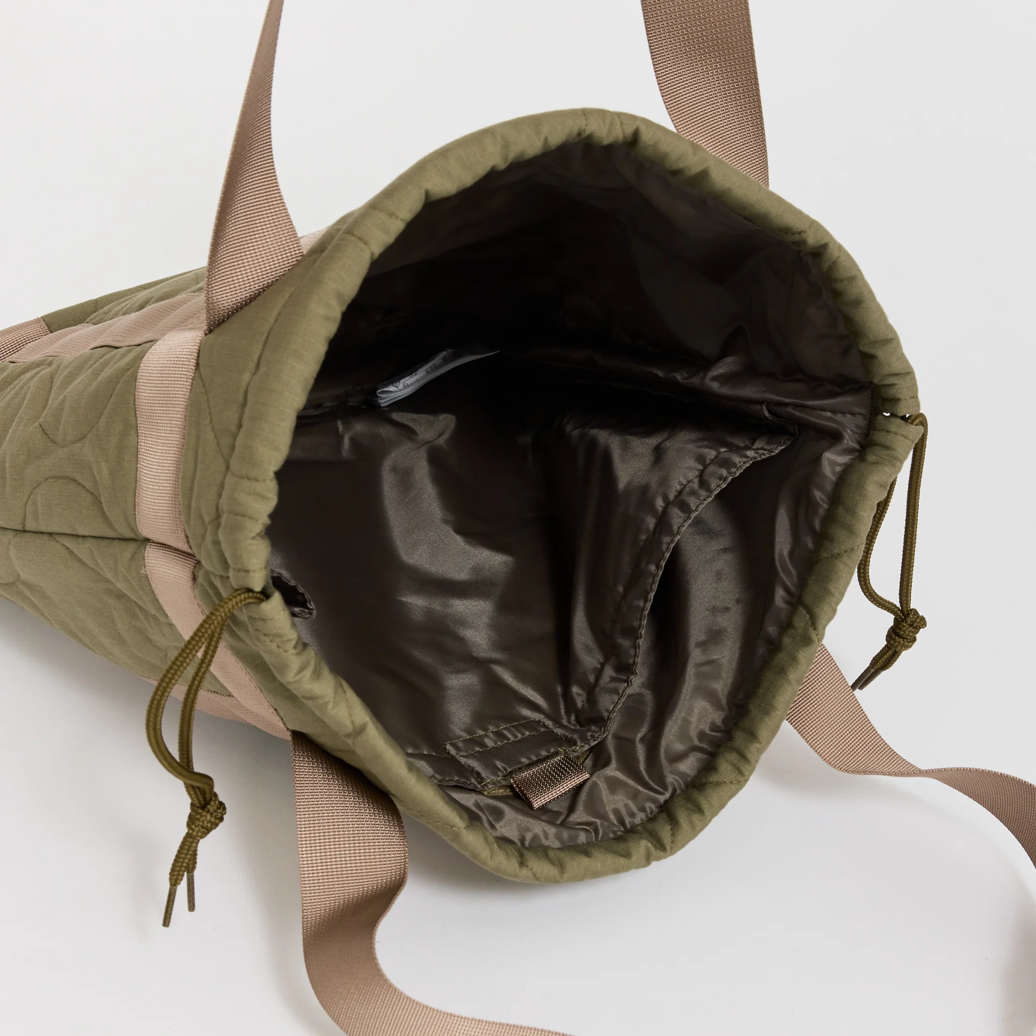 Quilted Ripstop Tote Olive - Image 4
