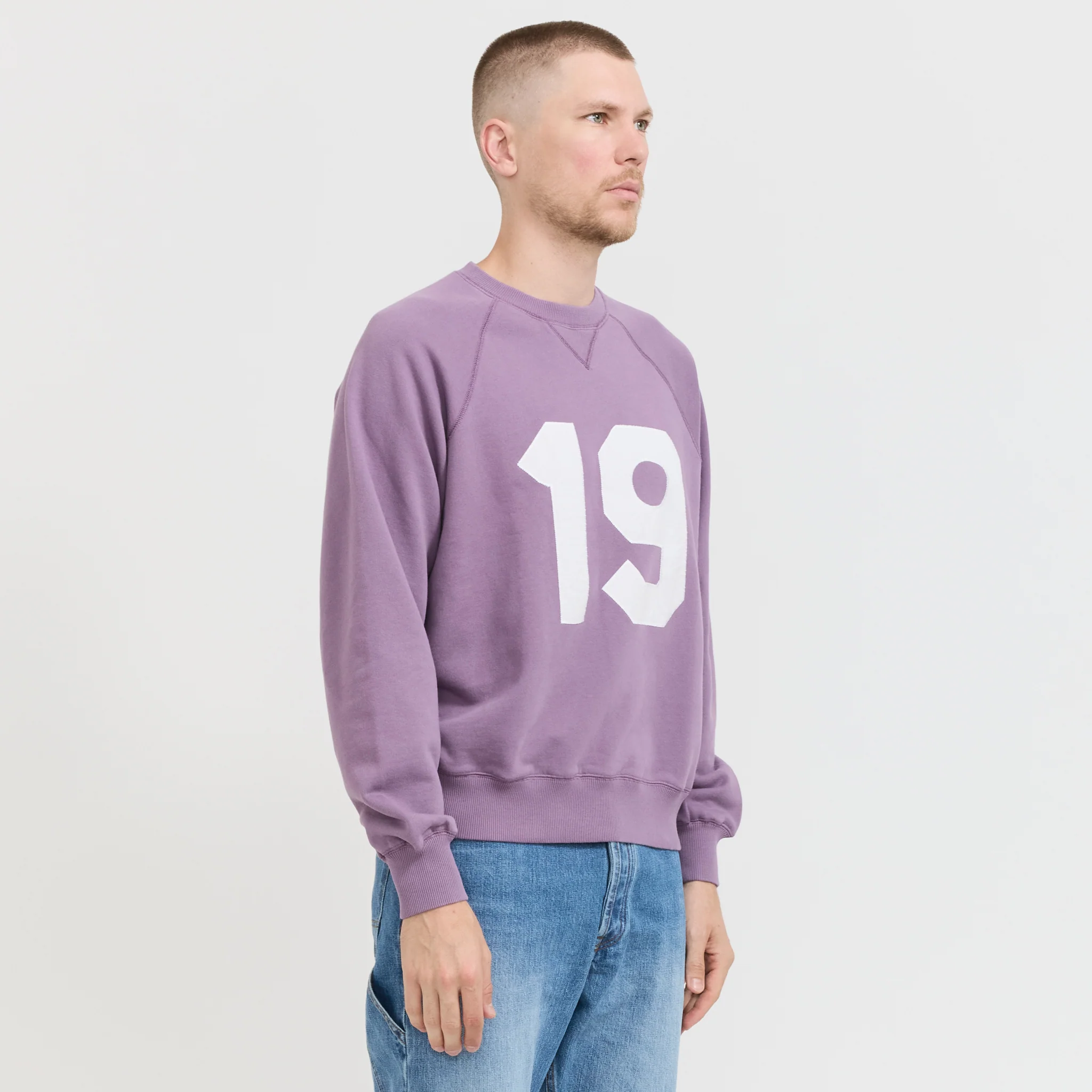 Raglan Sweatshirt '1977' Applique Faded Purple - Image 3