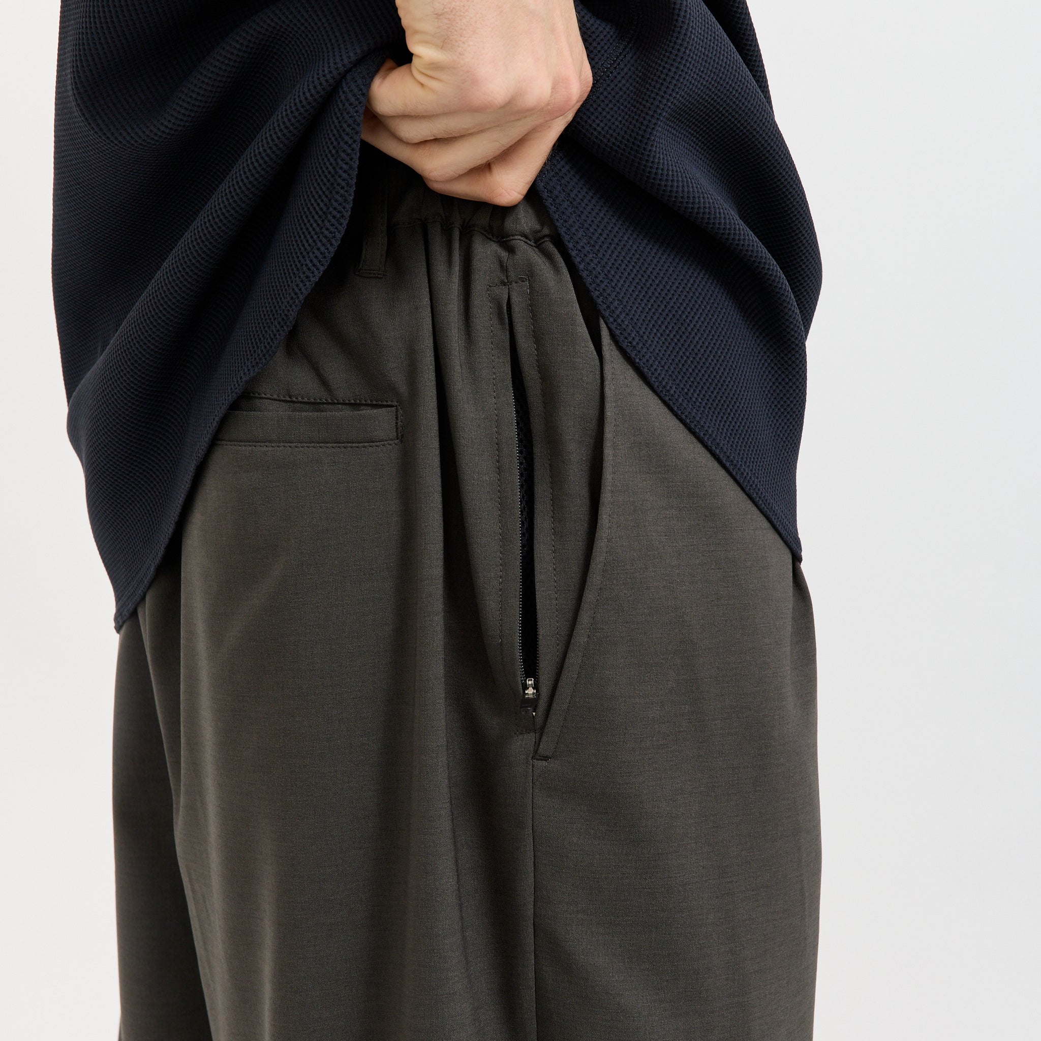 Relax Dry Wide Pants Medium Grey - Image 3