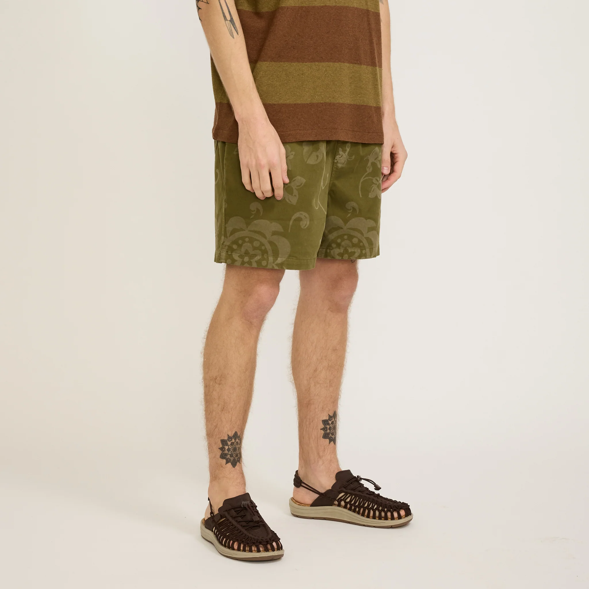 Shorty Short Olive Floral - Image 3