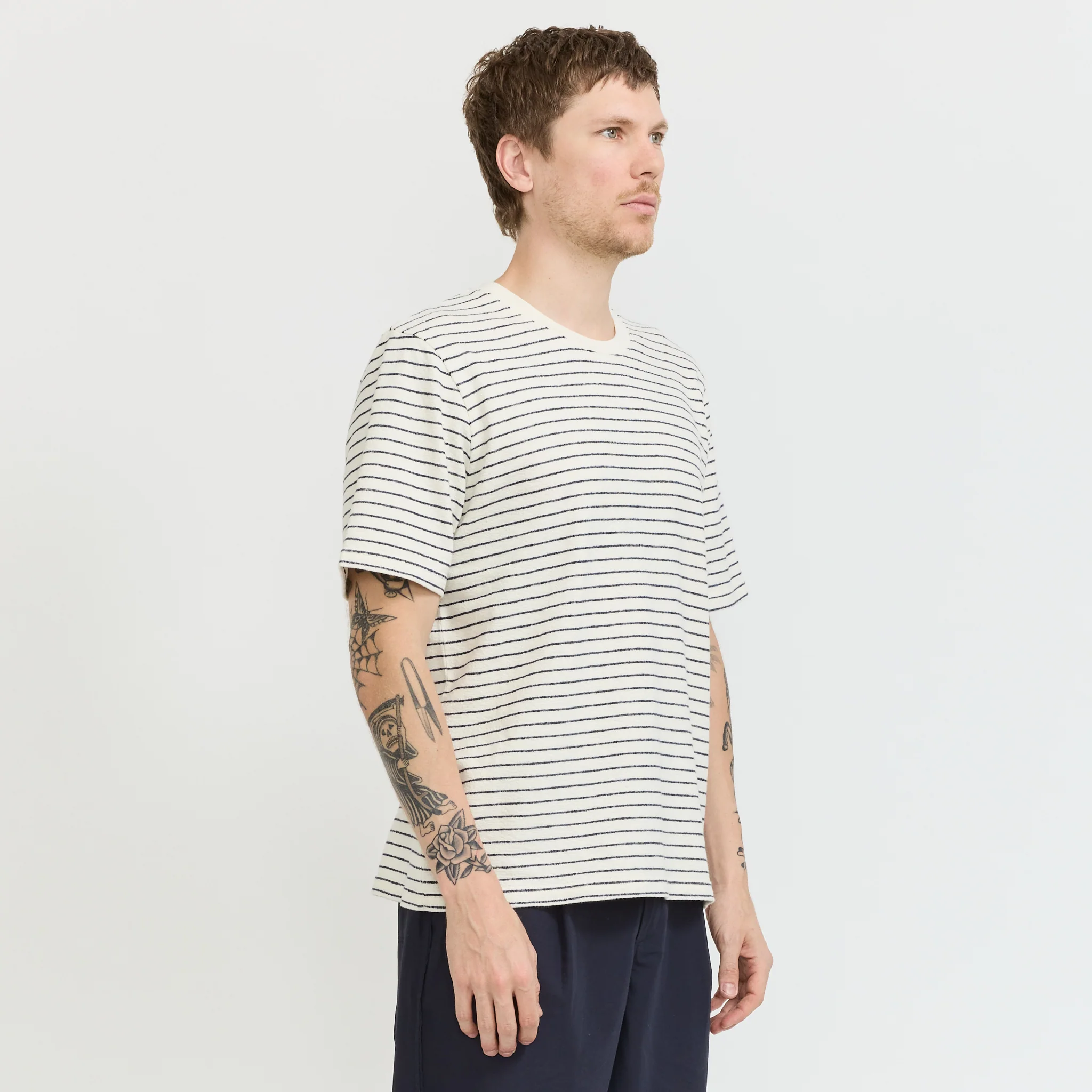 SS Textured Stripe T-Shirt Ecru Navy - Image 3