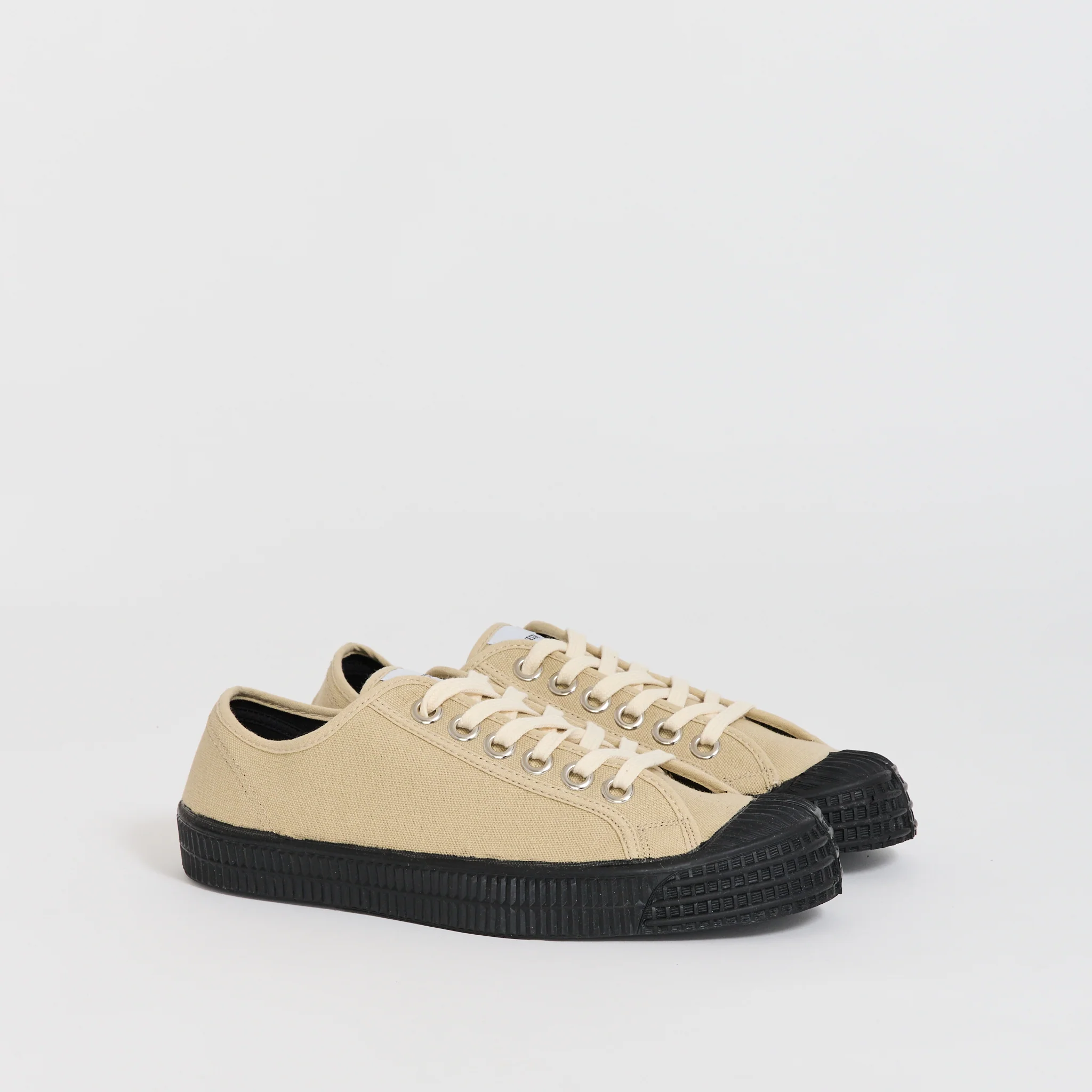 Star Master Sand/Black