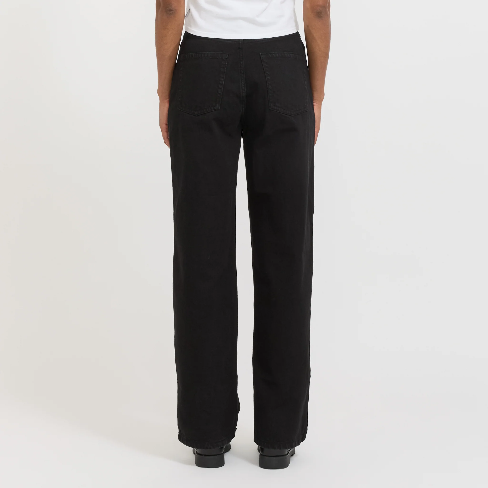 Straight Leg Jeans Black Denim - Image 4
