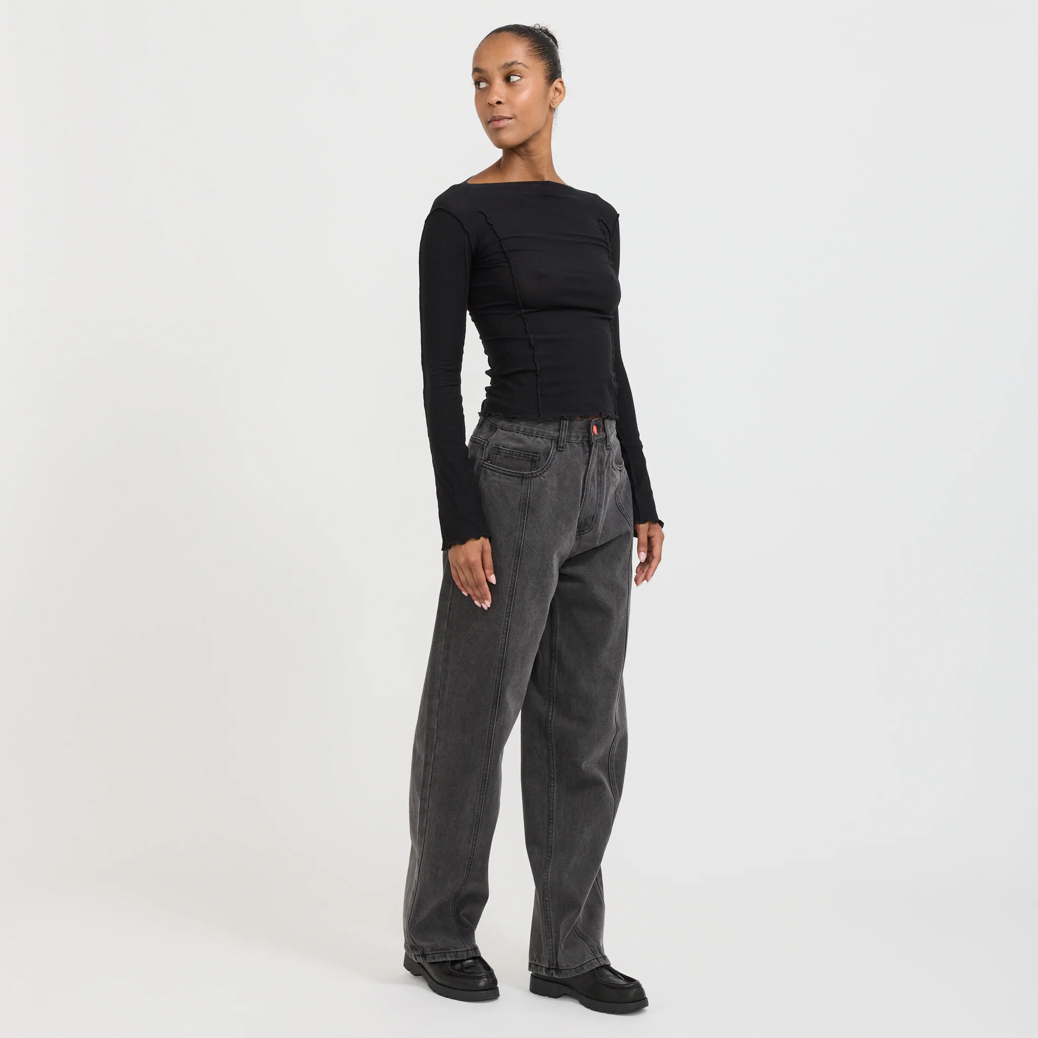 Super Loose Dark Grey with Front Cut - Image 7
