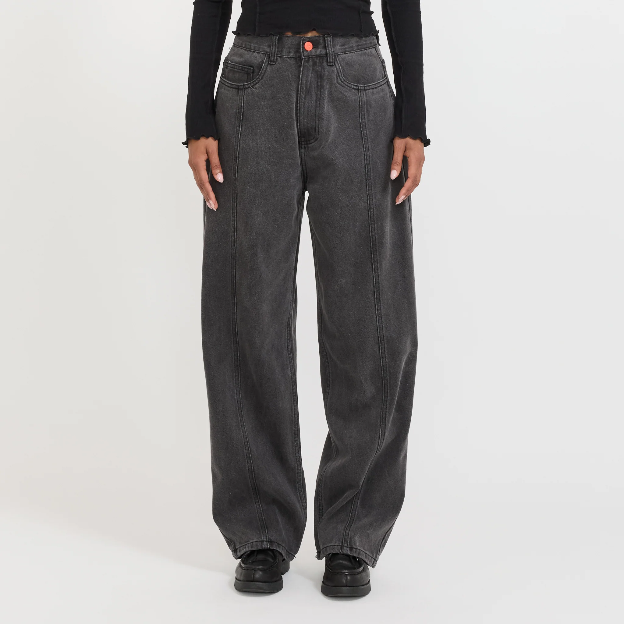Super Loose Dark Grey with Front Cut - Image 8