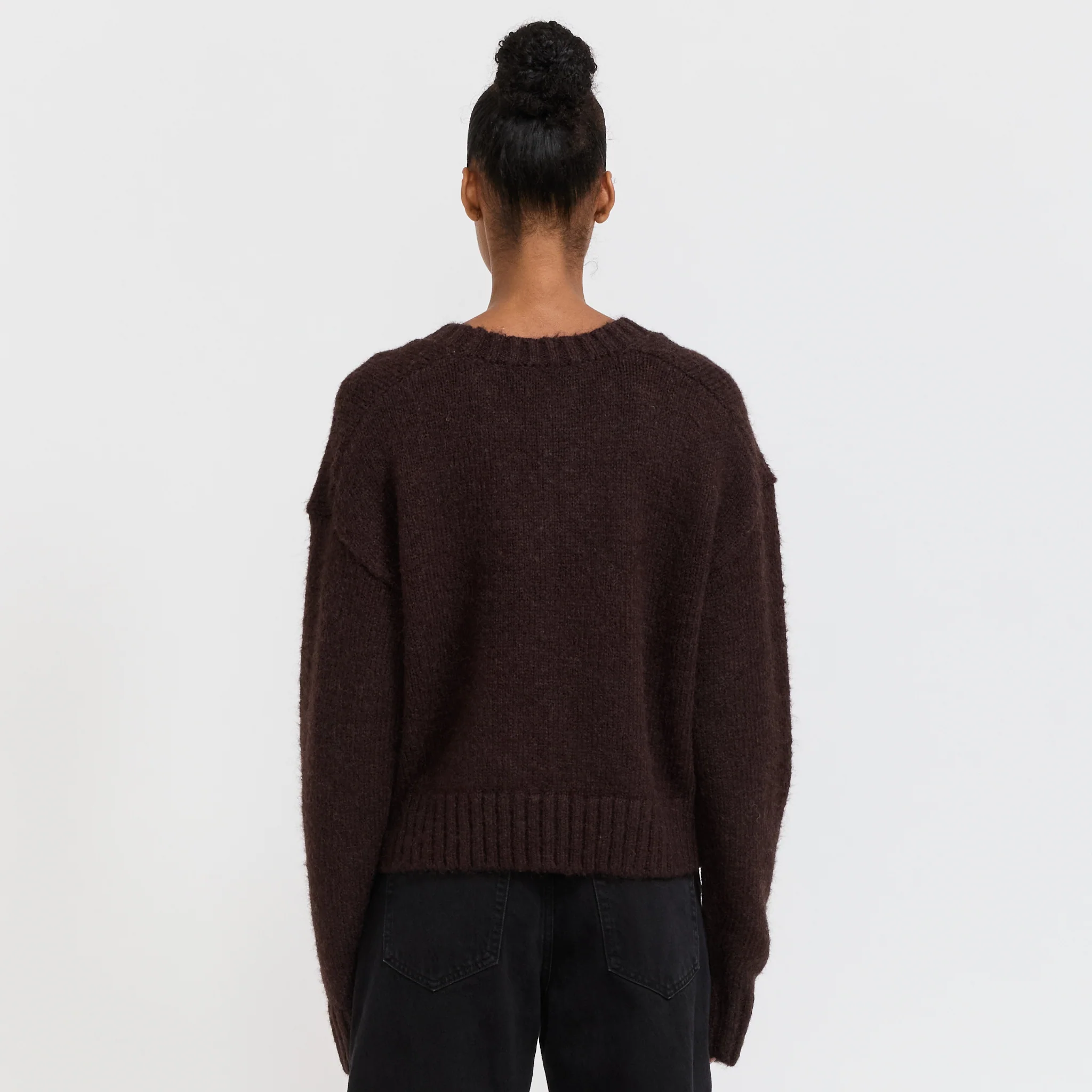 Tomboy V-Neck Knit Espresso - Image 4