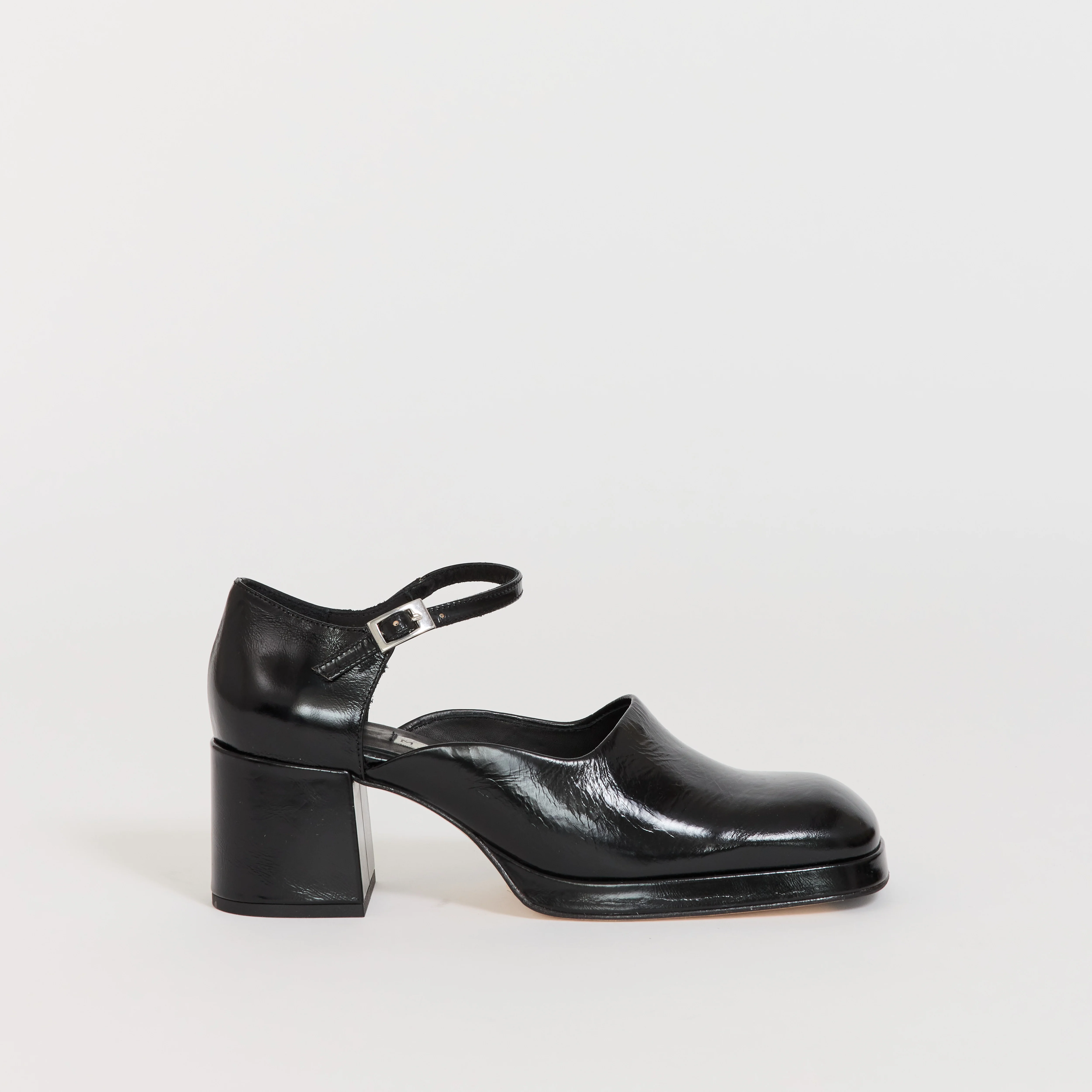 Yara Black Courts - Image 5